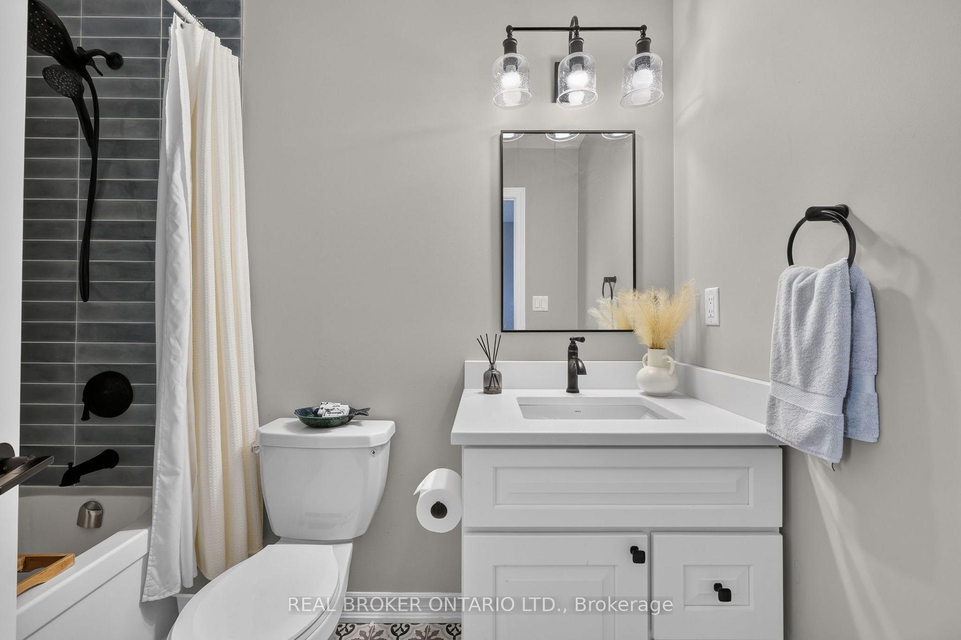 Photo 28 of 36 Beverly Street, Springwater, Elmvale — HOMEH