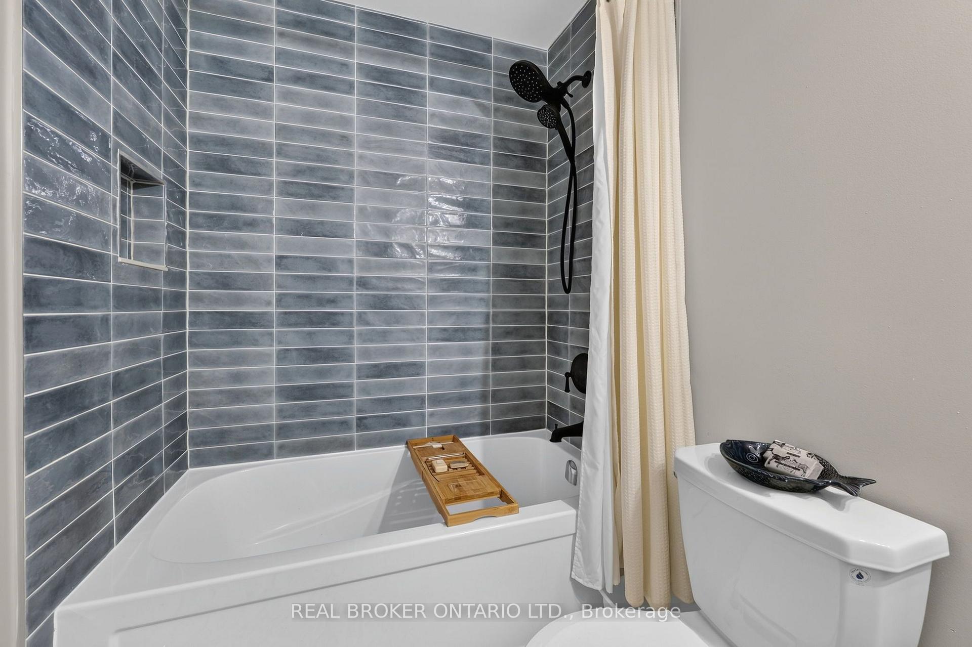 Photo 29 of 36 Beverly Street, Springwater, Elmvale — HOMEH