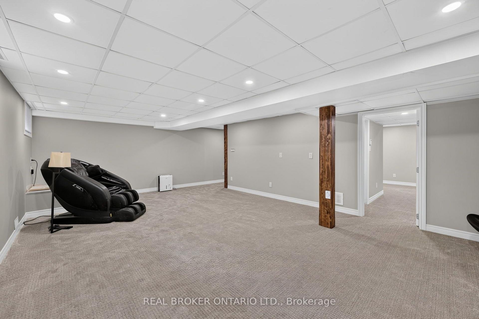 Photo 33 of 36 Beverly Street, Springwater, Elmvale — HOMEH