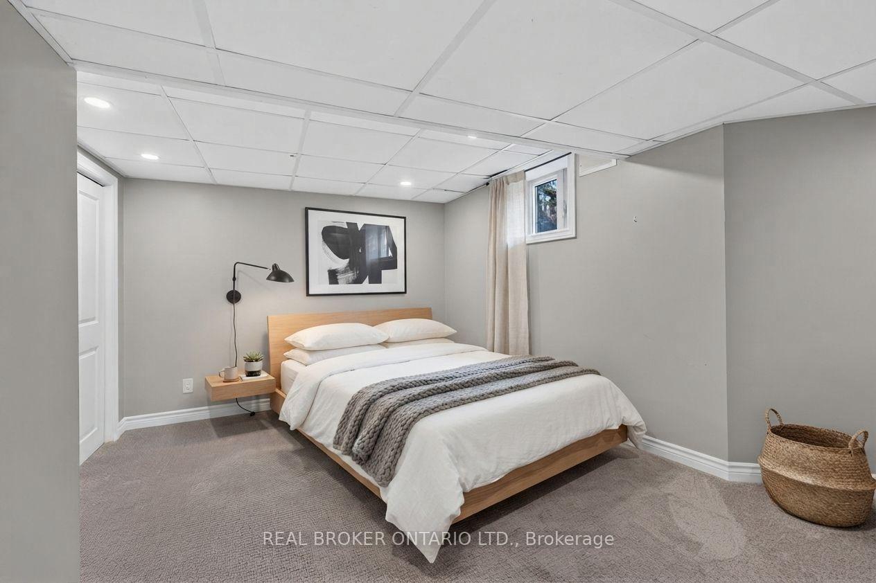Photo 34 of 36 Beverly Street, Springwater, Elmvale — HOMEH