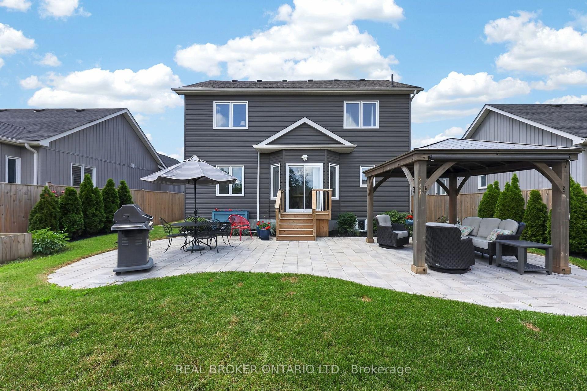 Photo 38 of 36 Beverly Street, Springwater, Elmvale — HOMEH