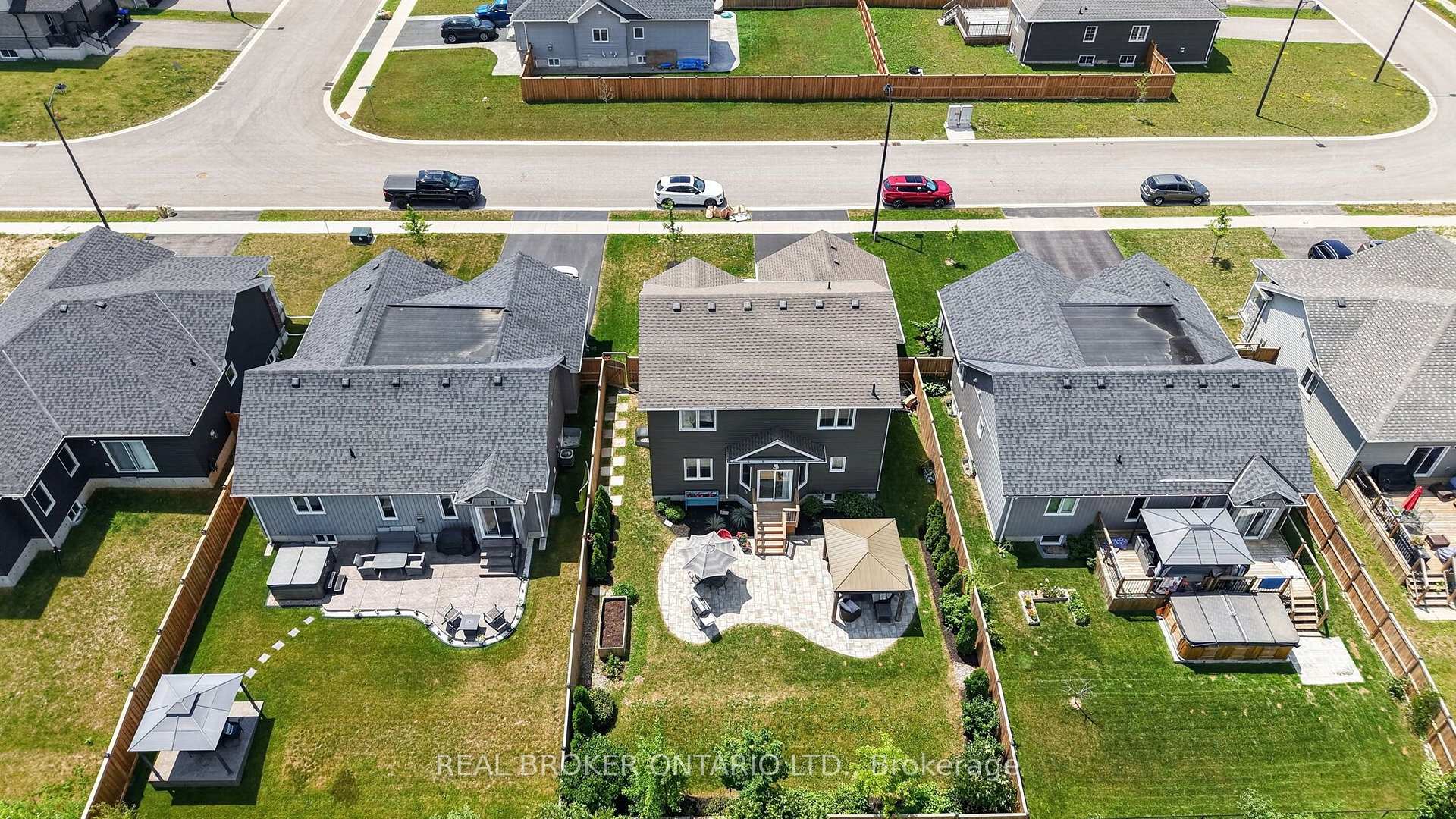 Photo 48 of 36 Beverly Street, Springwater, Elmvale — HOMEH