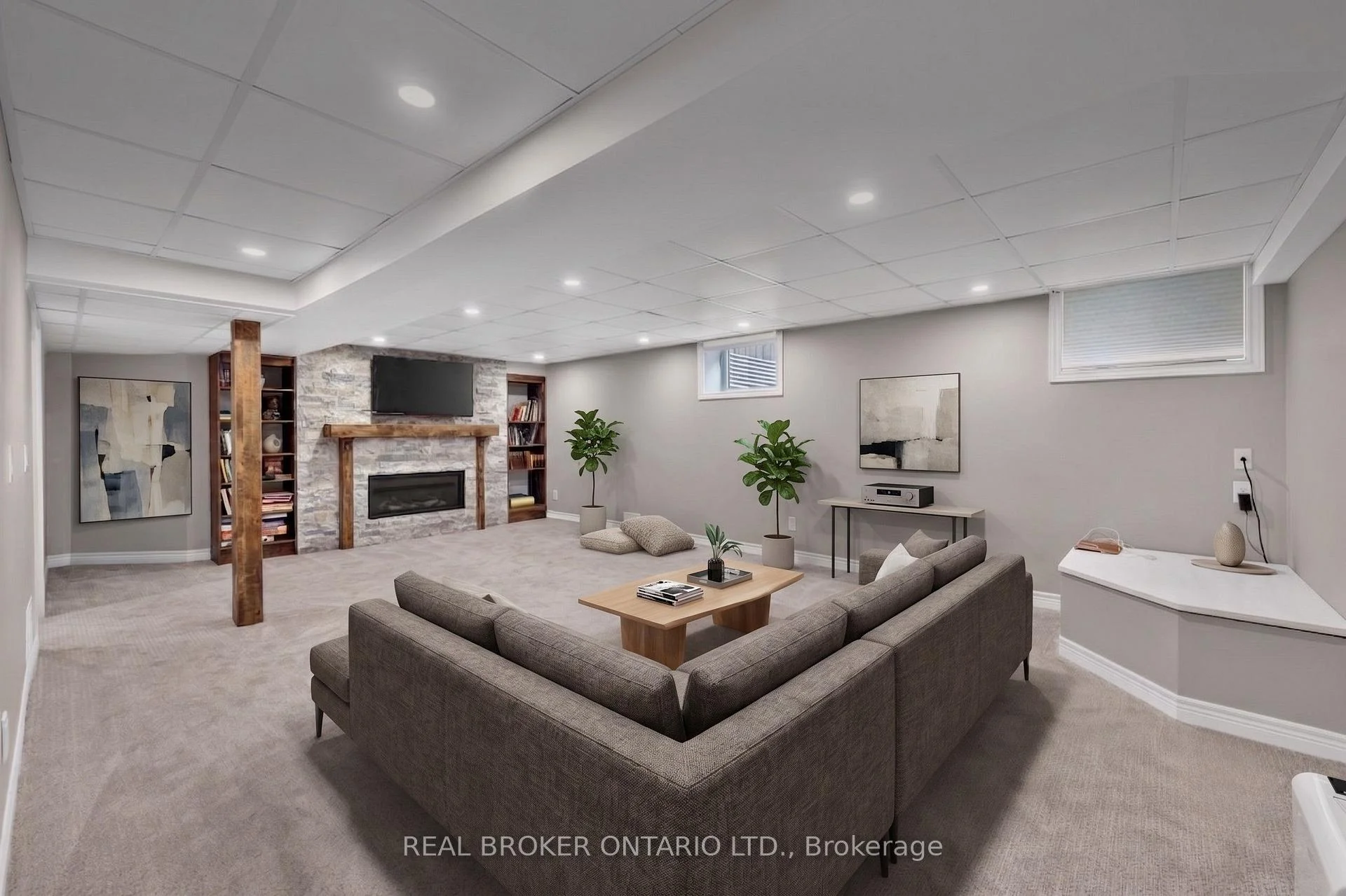 Photo 32 of 36 Beverly Street, Springwater, Elmvale — HOMEH