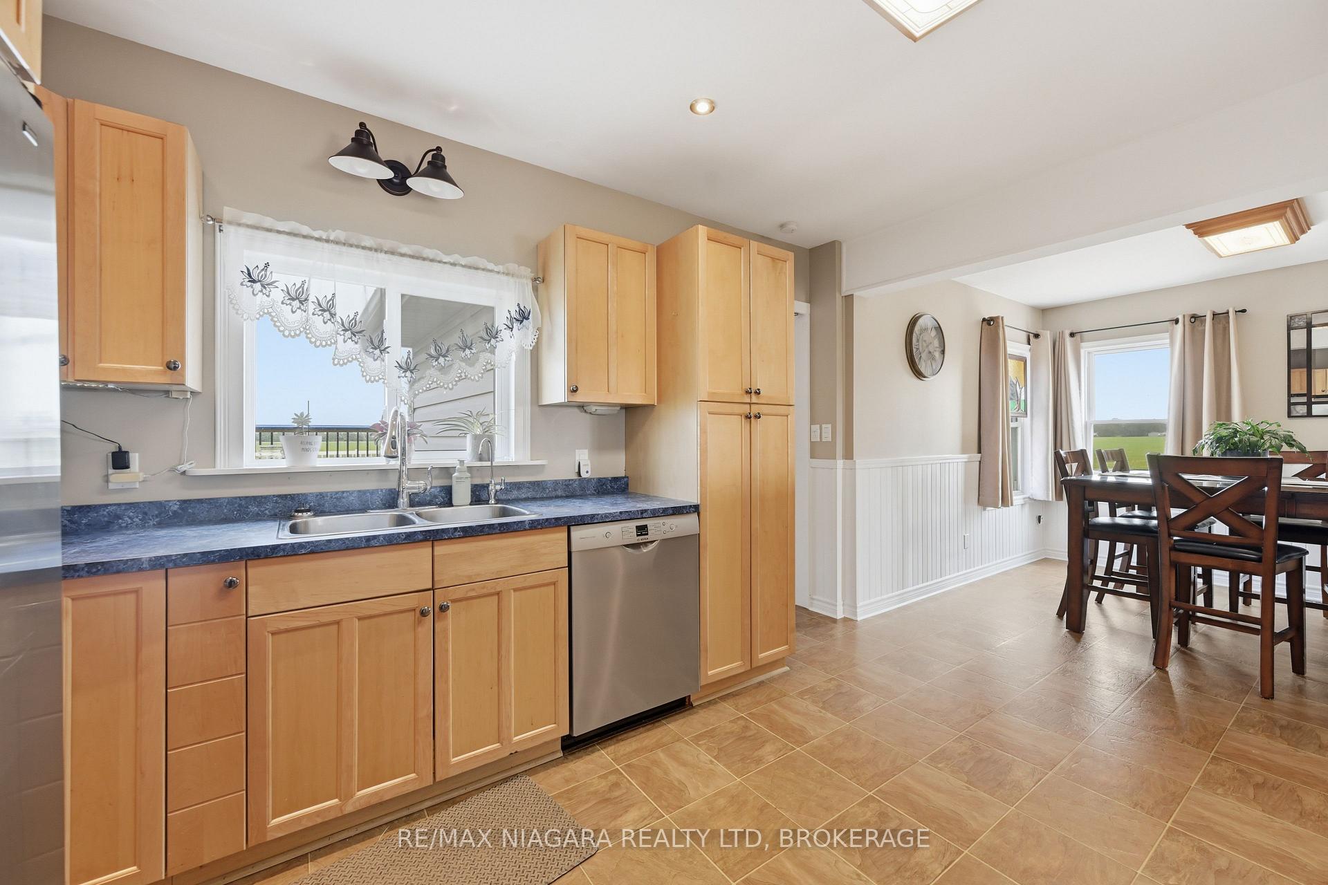 Photo 16 of 3353 Miller Road, Port Colborne, Bethel — HOMEH