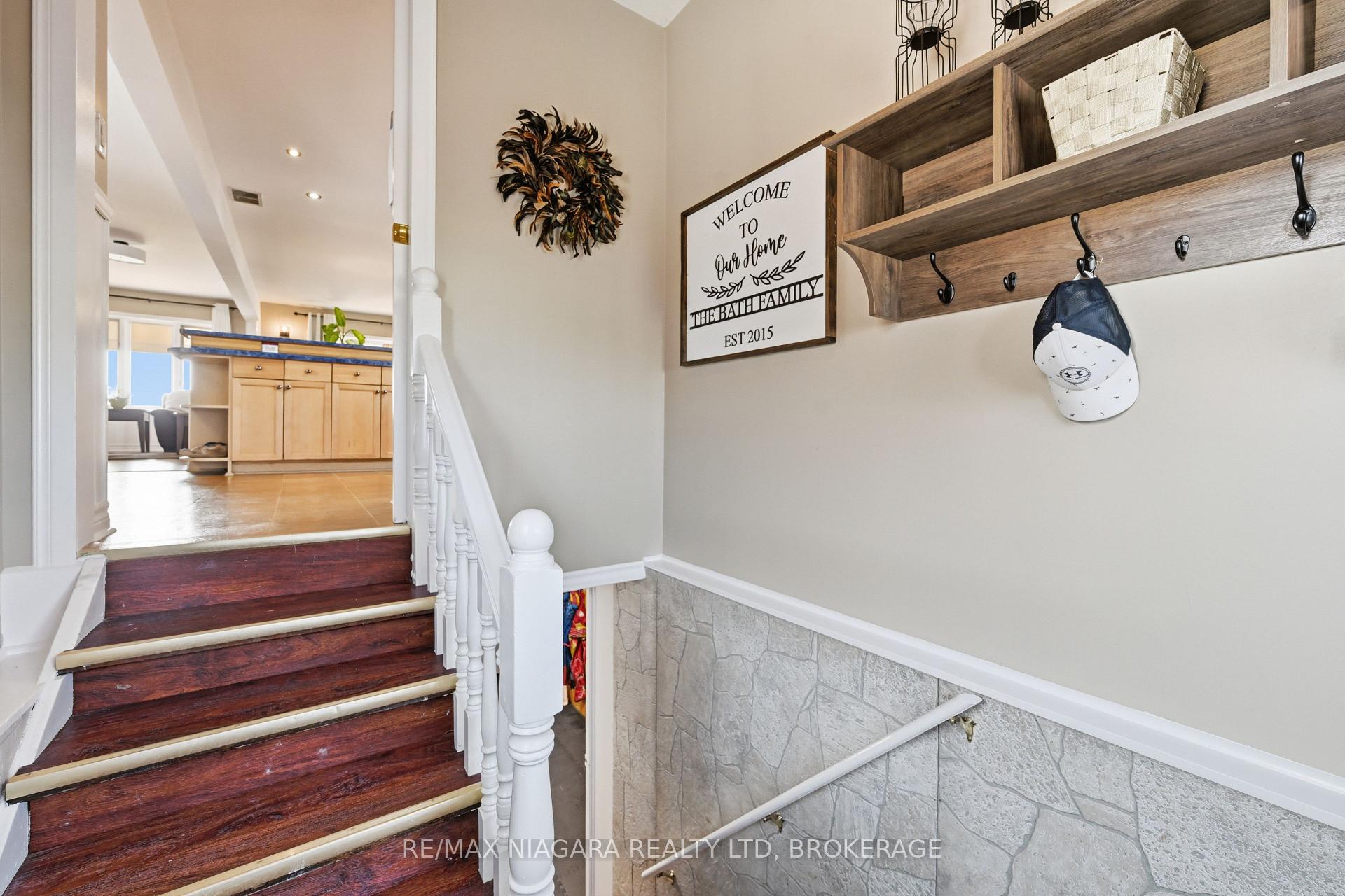 Photo 26 of 3353 Miller Road, Port Colborne, Bethel — HOMEH