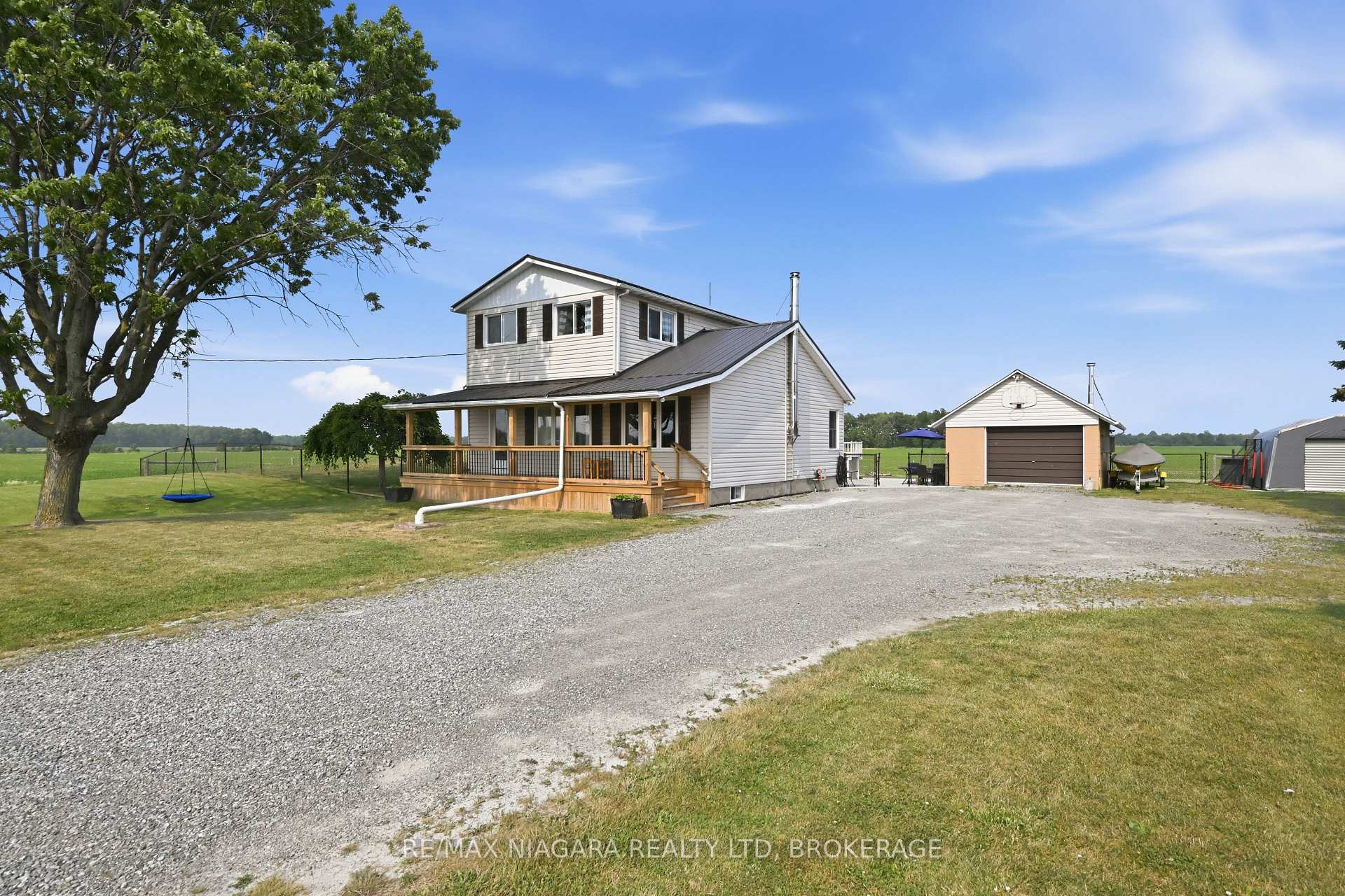Photo 29 of 3353 Miller Road, Port Colborne, Bethel — HOMEH