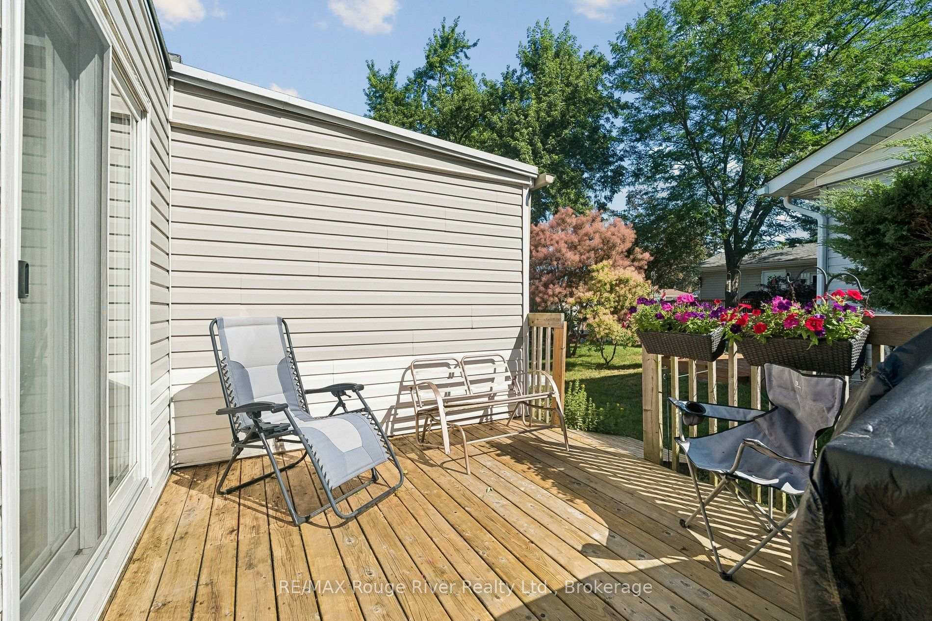Photo 35 of 35 Hawthorne Drive, Innisfil, Rural Innisfil — HOMEH