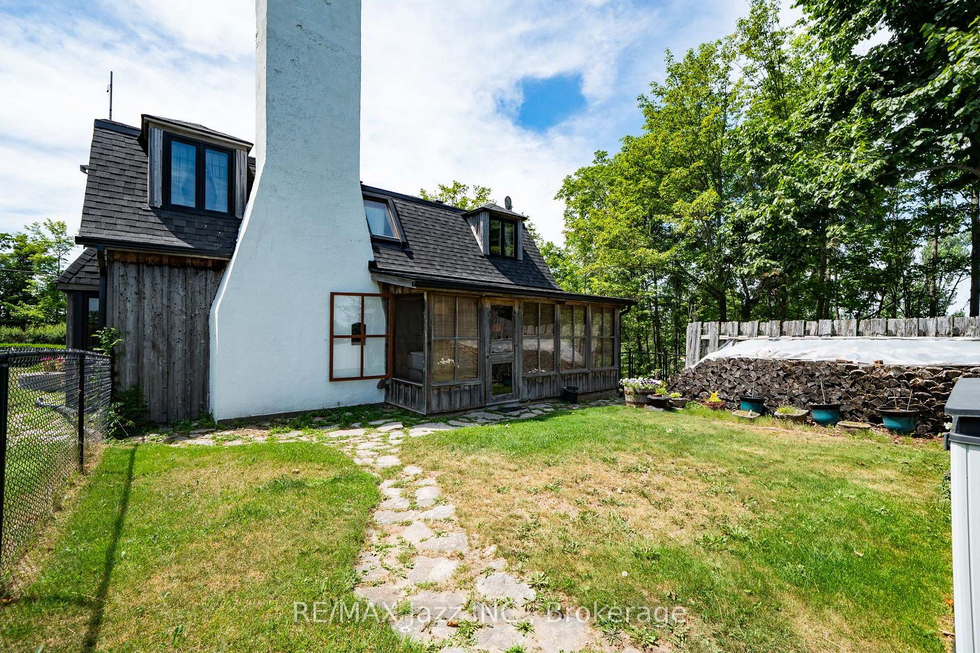 Photo 49 of 372 County Rd 49, Trent Lakes — HOMEH