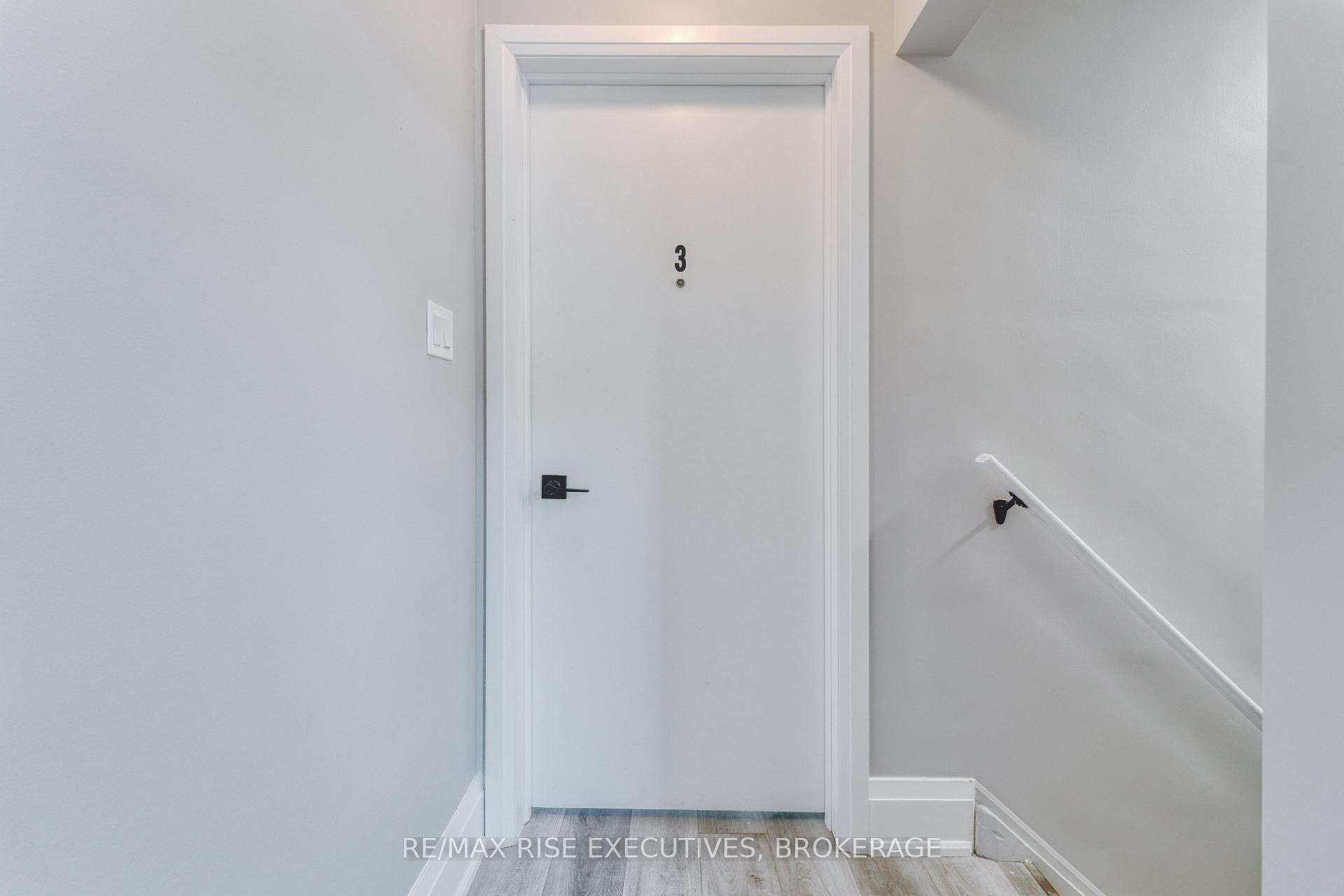 Photo 2 of Unit 3, 130 Carruthers Avenue, Kingston, Central City East — HOMEH