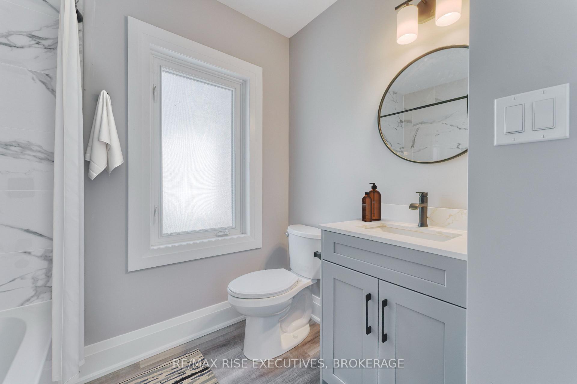 Photo 8 of Unit 3, 130 Carruthers Avenue, Kingston, Central City East — HOMEH