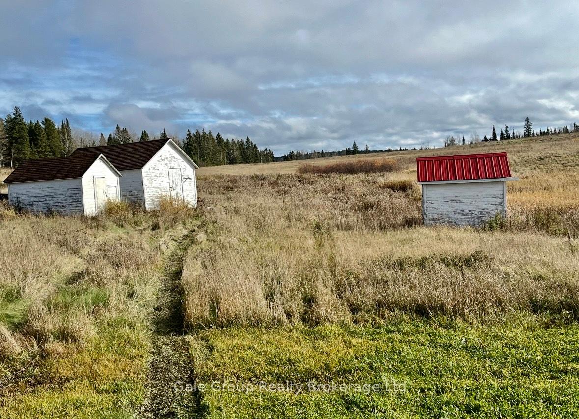 Photo 7 of 2541 Highway 105, Kenora — HOMEH