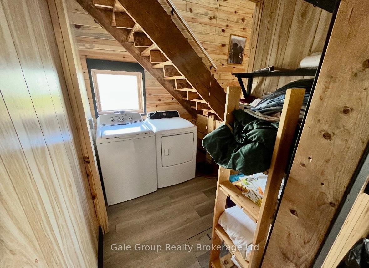 Photo 20 of 2541 Highway 105, Kenora — HOMEH