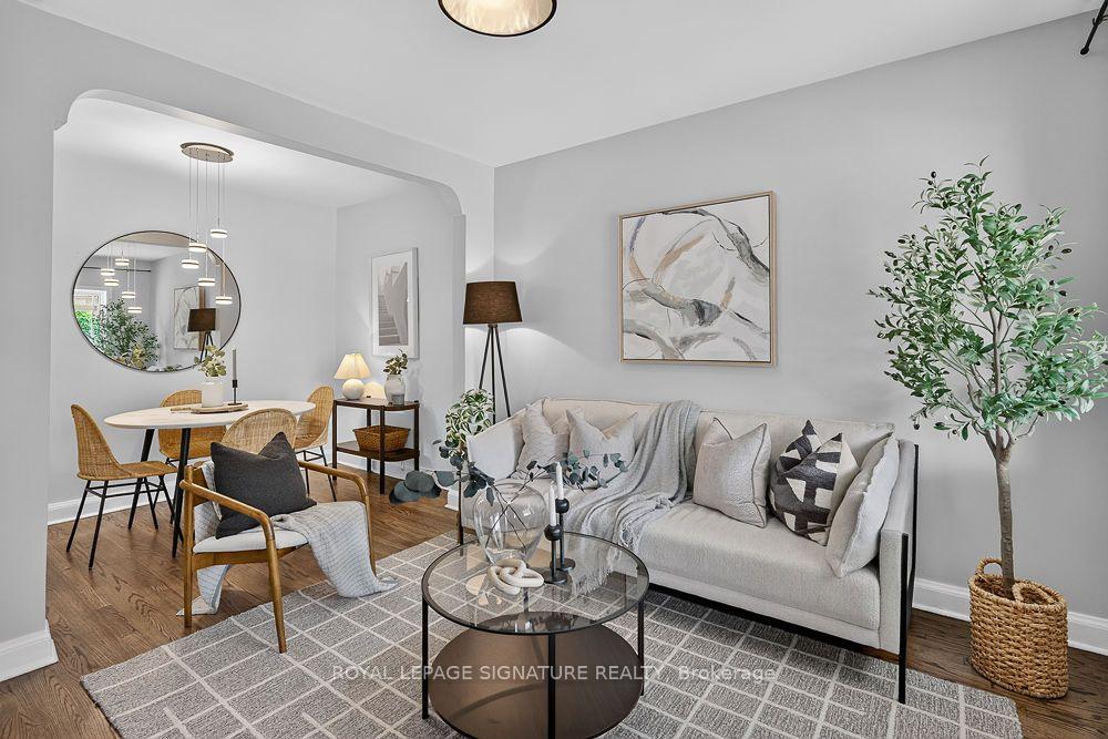 Photo 2 of 124 Eileen Avenue, Toronto, Rockcliffe-Smythe — HOMEH