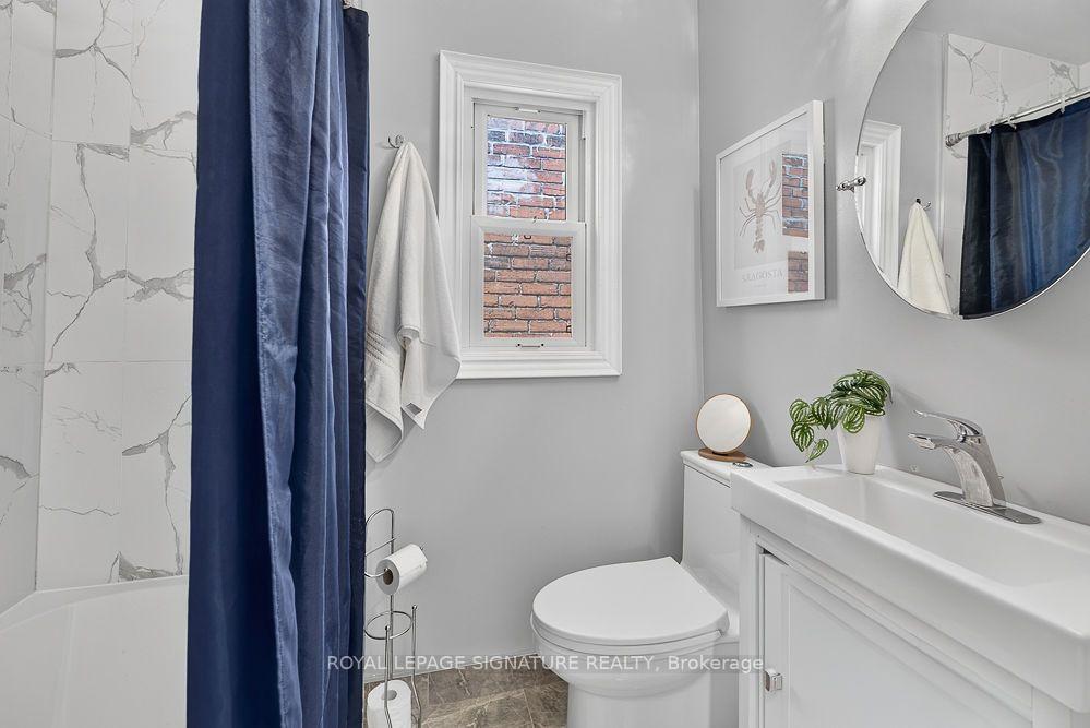 Photo 12 of 124 Eileen Avenue, Toronto, Rockcliffe-Smythe — HOMEH