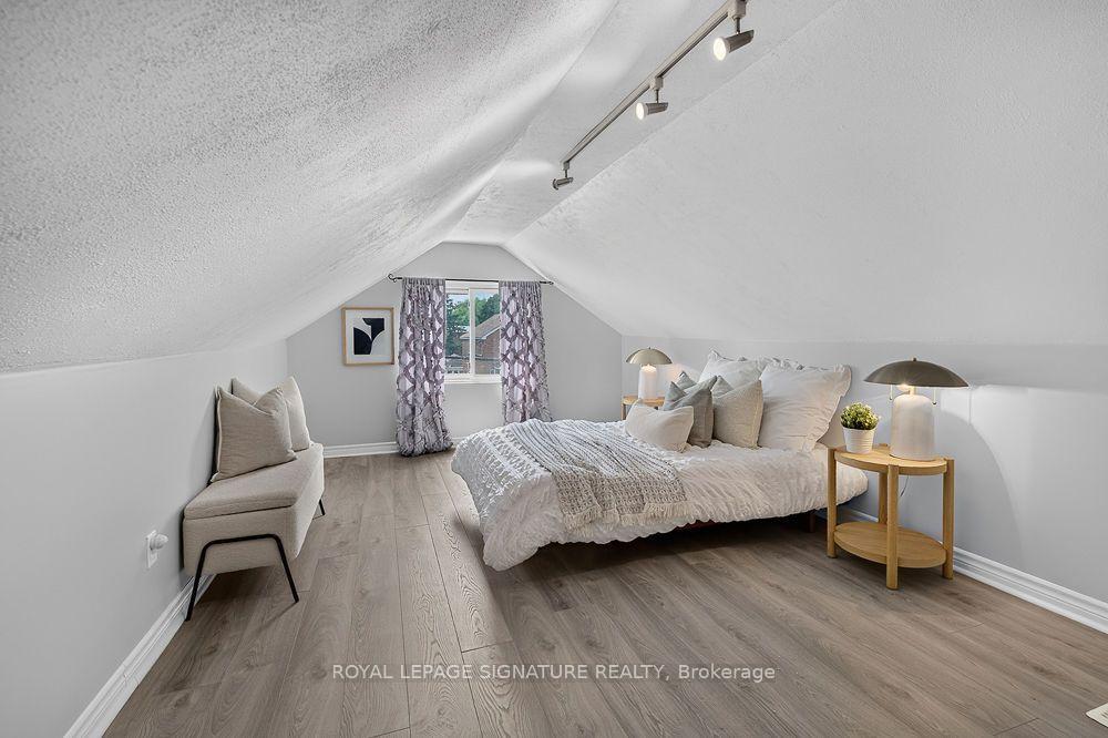 Photo 13 of 124 Eileen Avenue, Toronto, Rockcliffe-Smythe — HOMEH