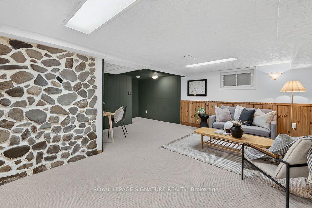 Photo 17 of 124 Eileen Avenue, Toronto, Rockcliffe-Smythe — HOMEH