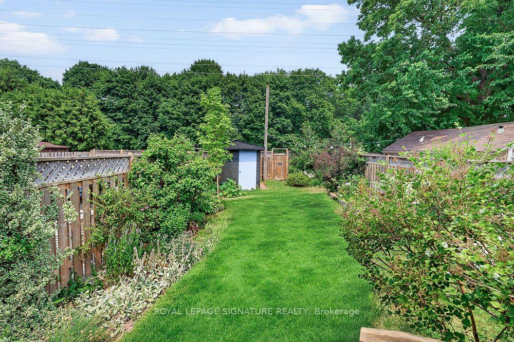 Photo 21 of 124 Eileen Avenue, Toronto, Rockcliffe-Smythe — HOMEH