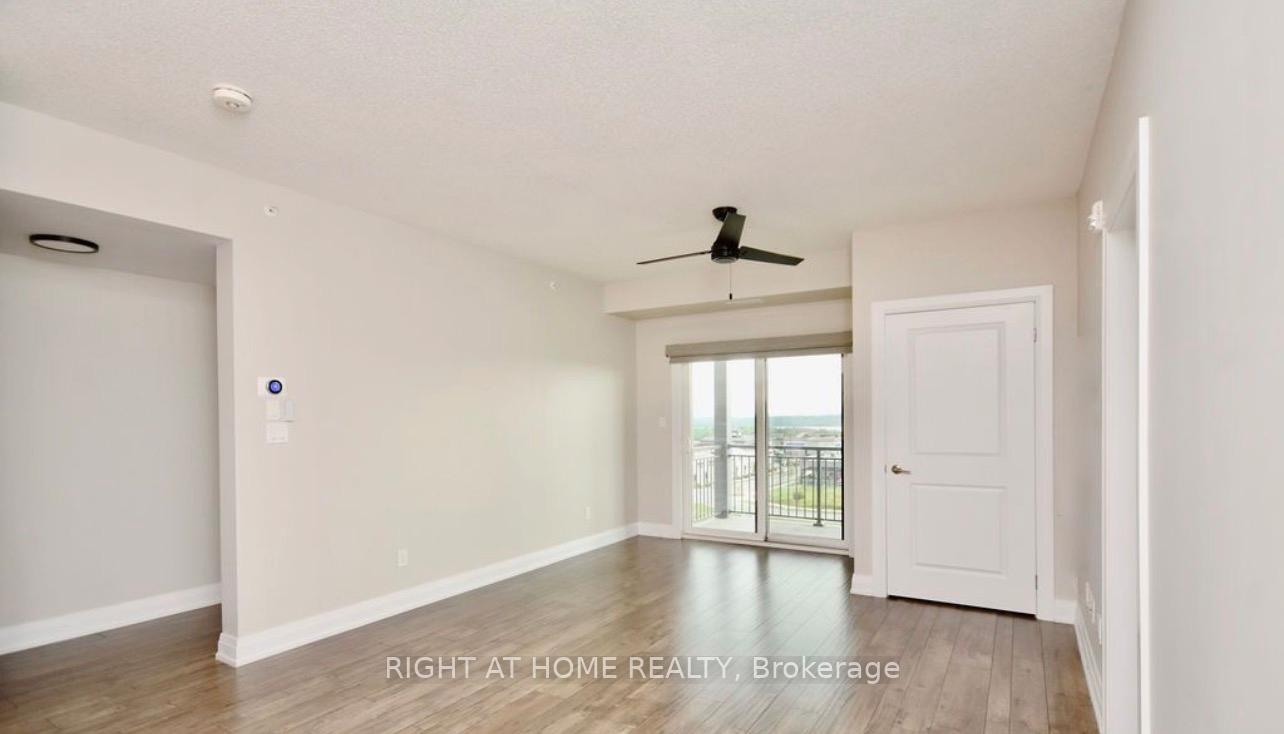 Photo 7 of Unit 405, 299 Cundles Road E, Barrie, Alliance — HOMEH