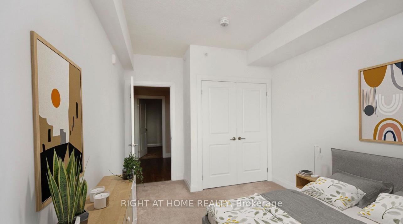Photo 19 of Unit 405, 299 Cundles Road E, Barrie, Alliance — HOMEH