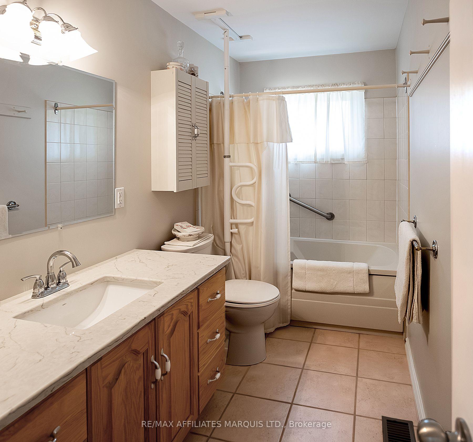 Photo 25 of 44 Broder Crescent, South Dundas, Morrisburg — HOMEH