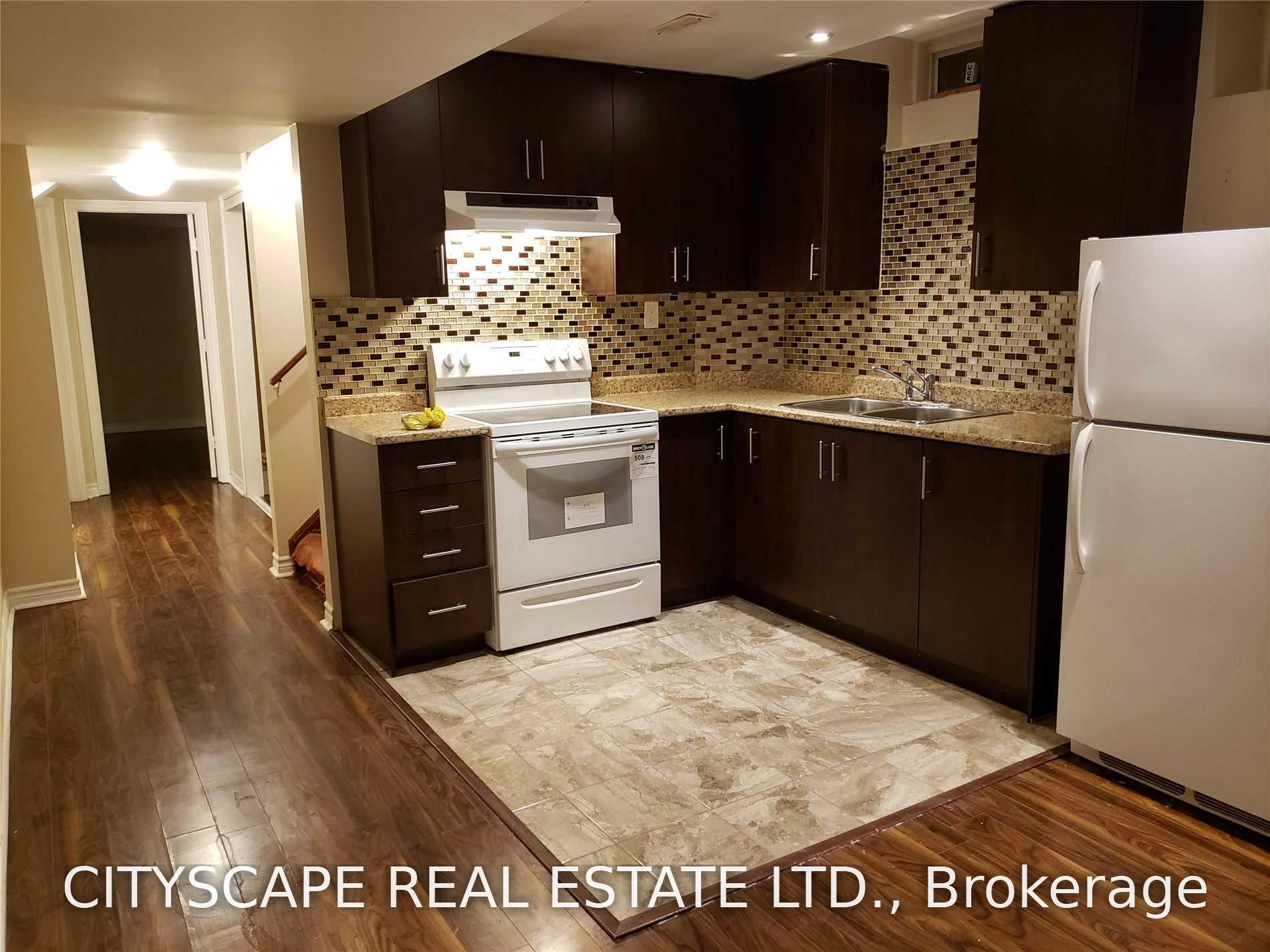 Photo 7 of 5483 Bellaggio Crescent, Mississauga, East Credit — HOMEH