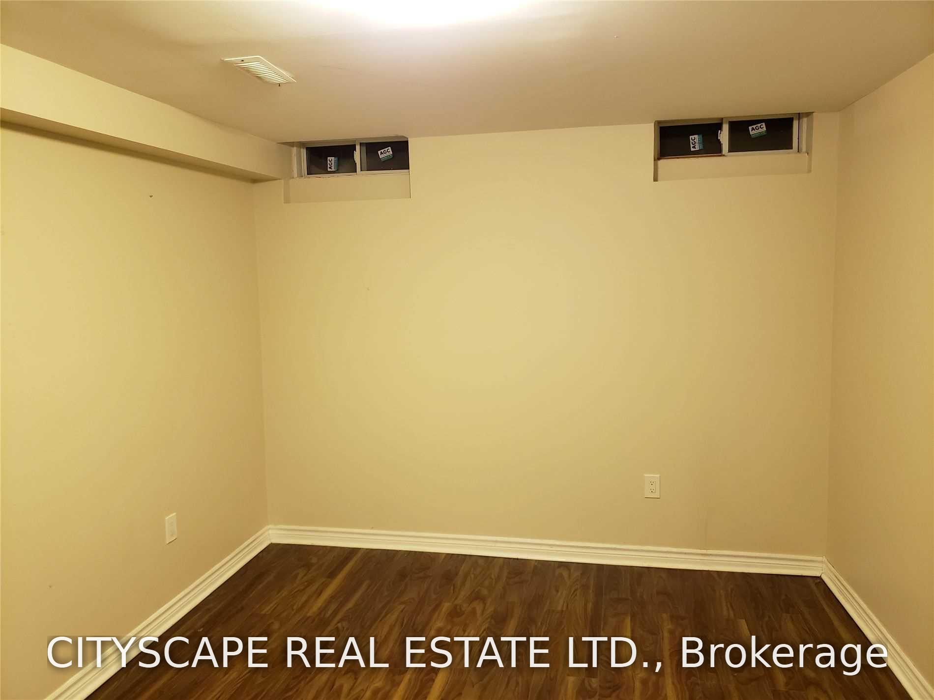 Photo 12 of 5483 Bellaggio Crescent, Mississauga, East Credit — HOMEH