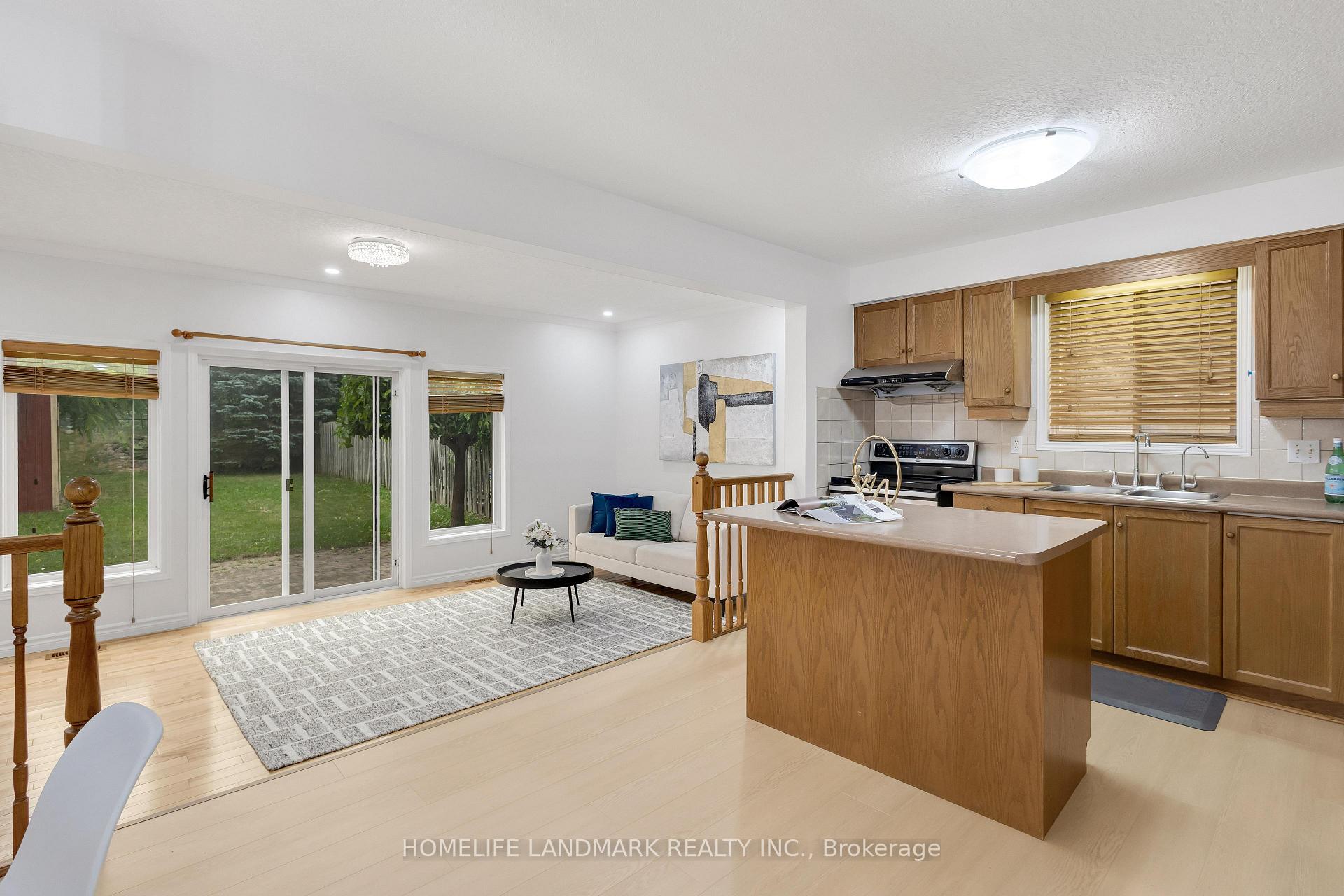 Photo 5 of 367 Havendale Crescent, Waterloo, Columbia Forest — HOMEH