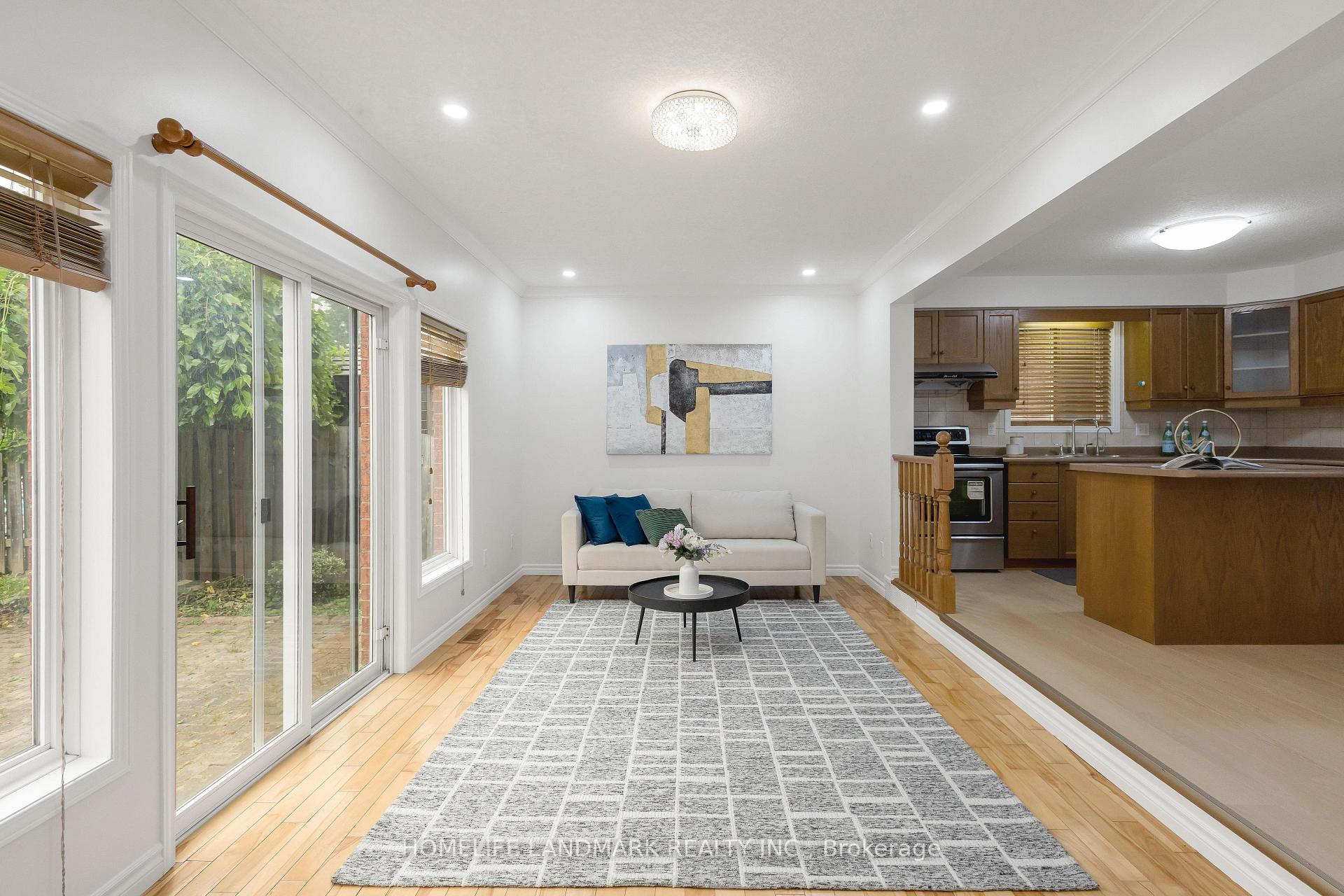 Photo 7 of 367 Havendale Crescent, Waterloo, Columbia Forest — HOMEH