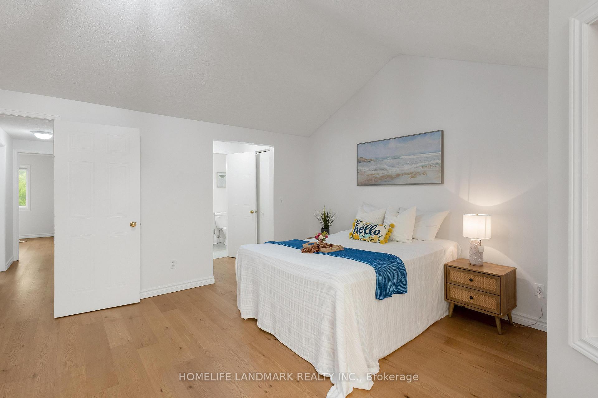 Photo 13 of 367 Havendale Crescent, Waterloo, Columbia Forest — HOMEH