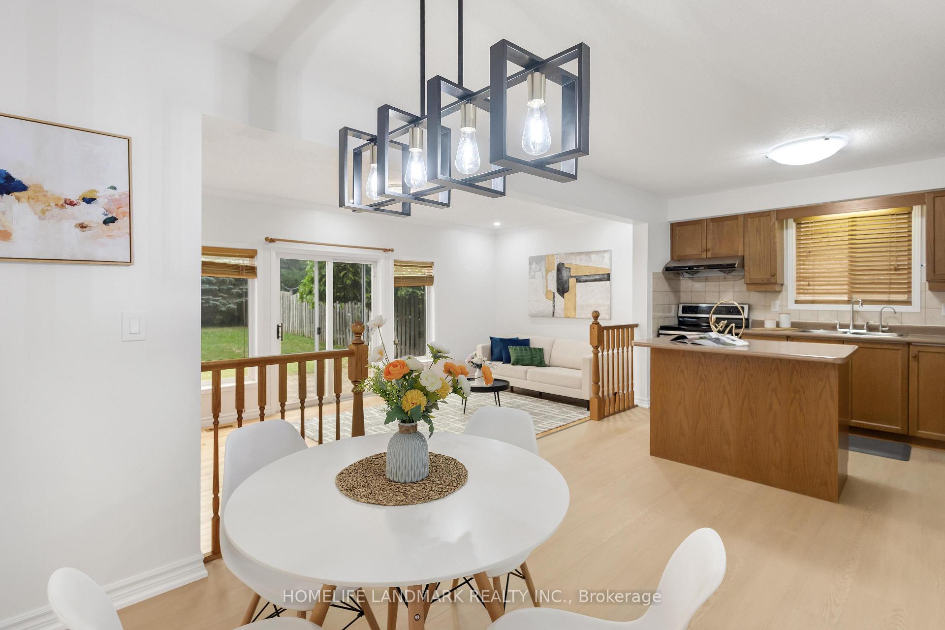 Photo 12 of 367 Havendale Crescent, Waterloo, Columbia Forest — HOMEH