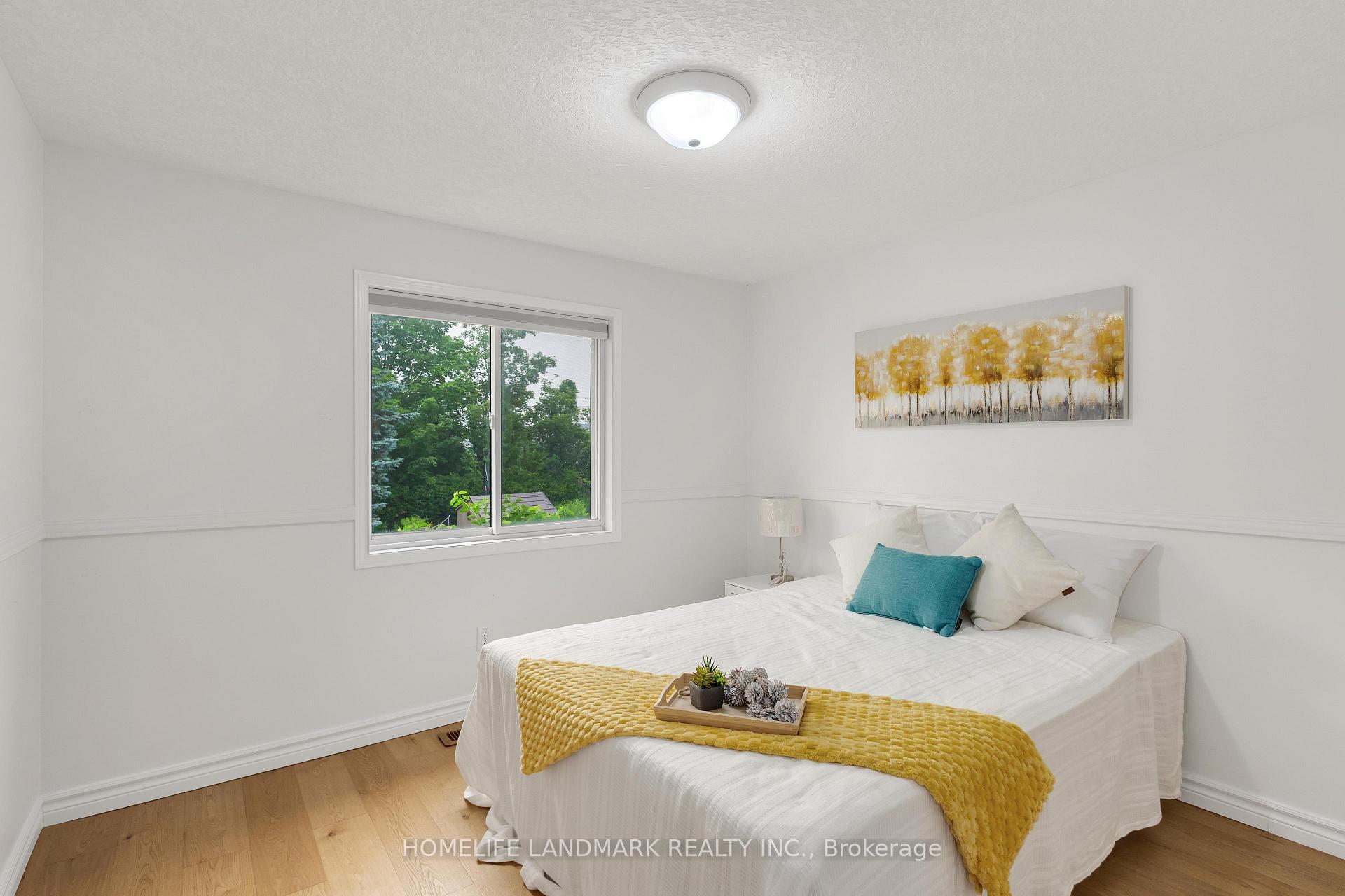 Photo 17 of 367 Havendale Crescent, Waterloo, Columbia Forest — HOMEH