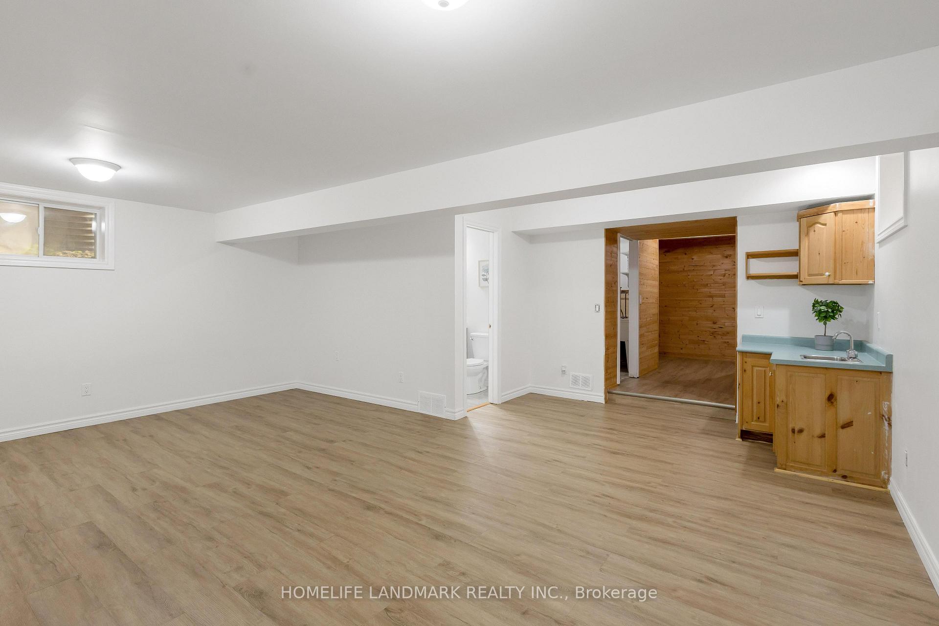 Photo 21 of 367 Havendale Crescent, Waterloo, Columbia Forest — HOMEH