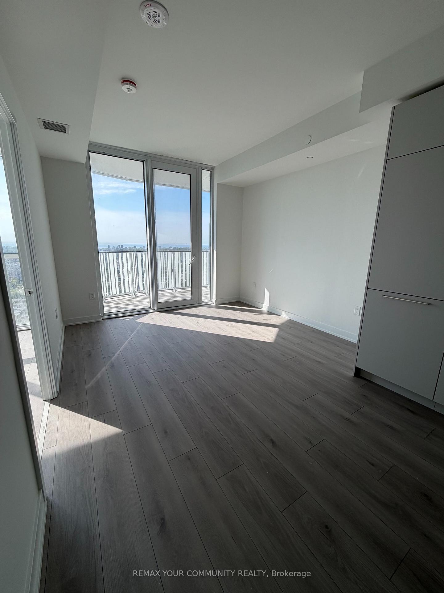 Photo 14 of Unit 2901, 1 Fairview Road E, Mississauga, Mississauga Valleys — HOMEH