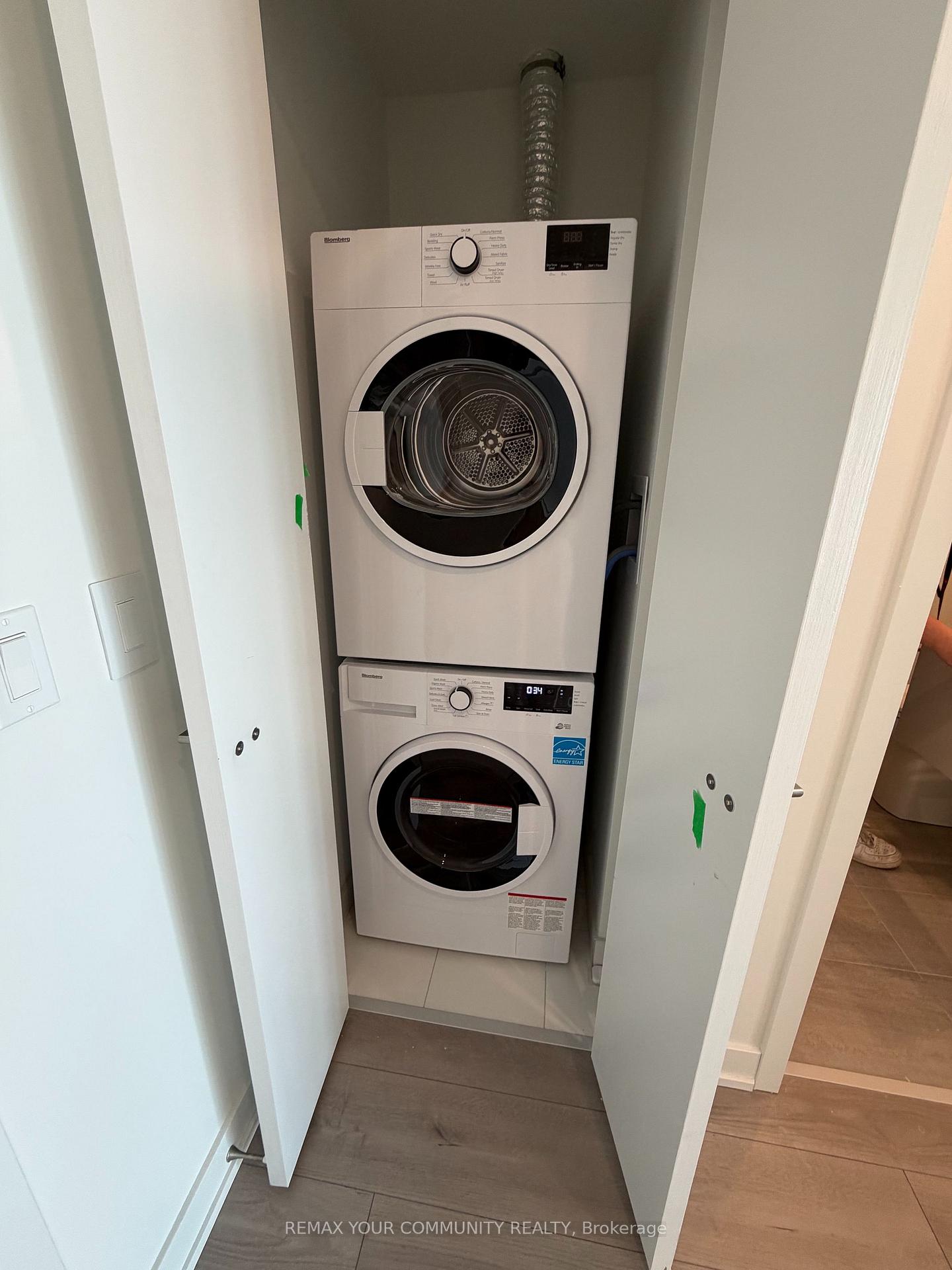 Photo 16 of Unit 2901, 1 Fairview Road E, Mississauga, Mississauga Valleys — HOMEH