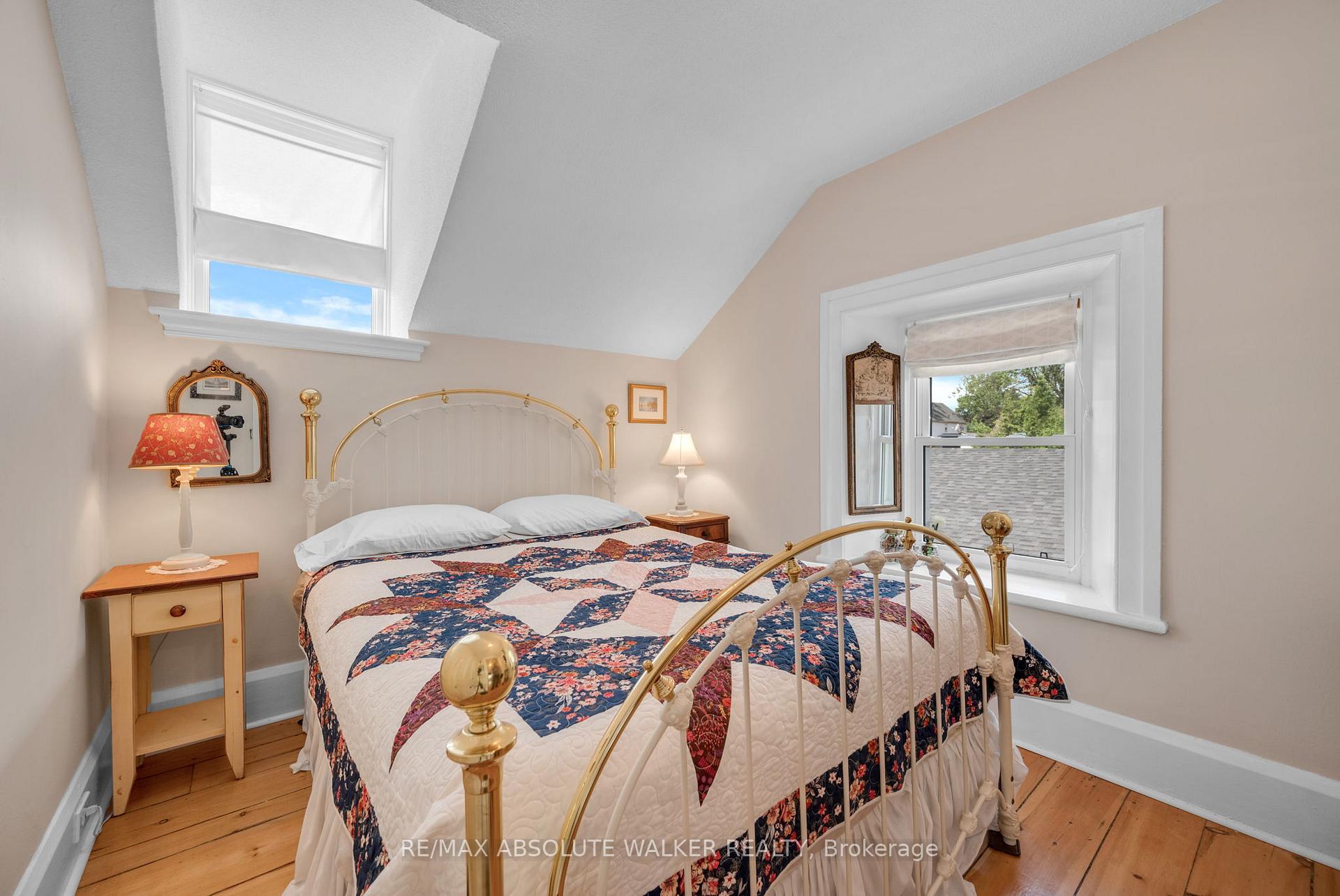 Photo 24 of 652 Henry Street W, Prescott, Prescott — HOMEH