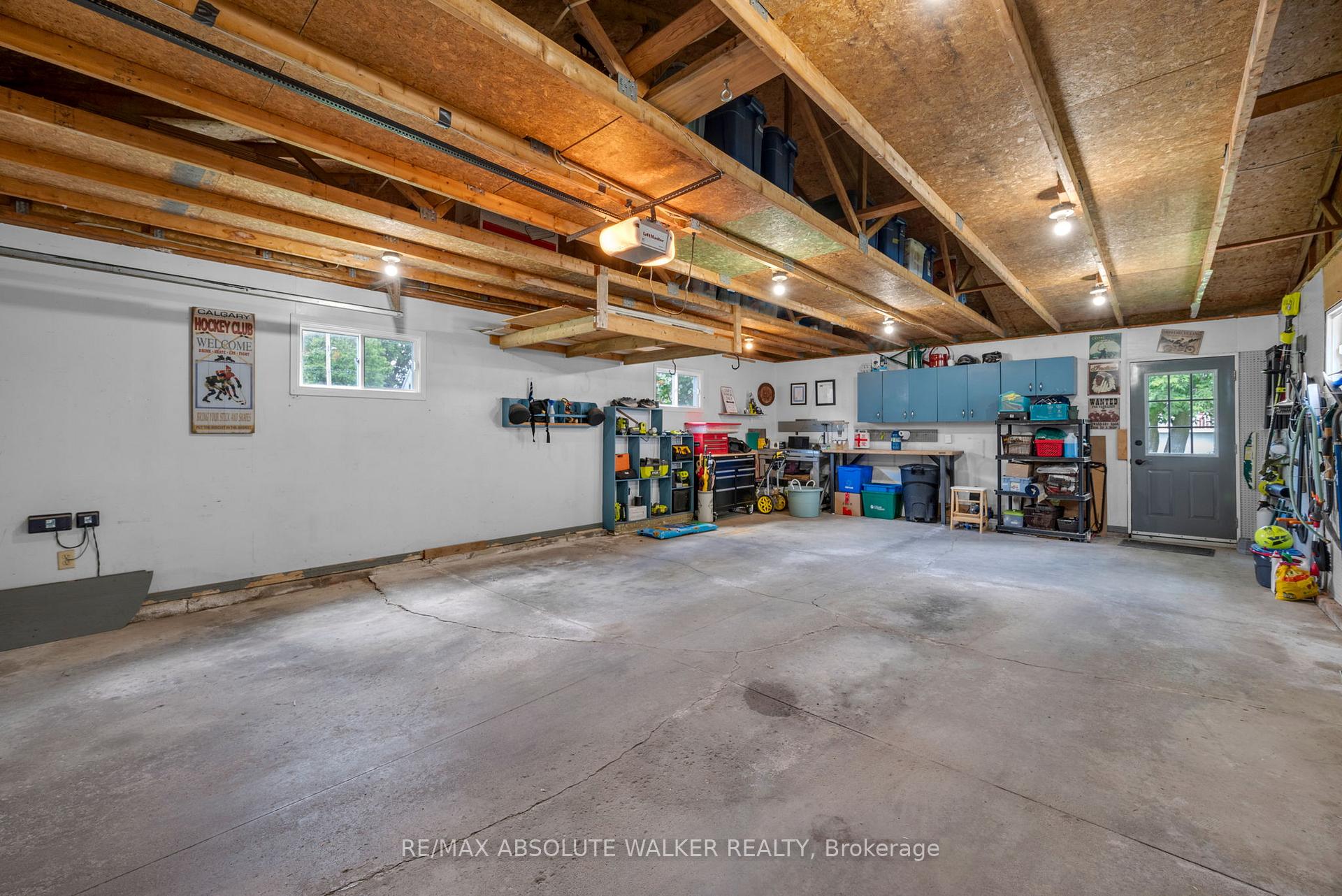 Photo 32 of 652 Henry Street W, Prescott, Prescott — HOMEH