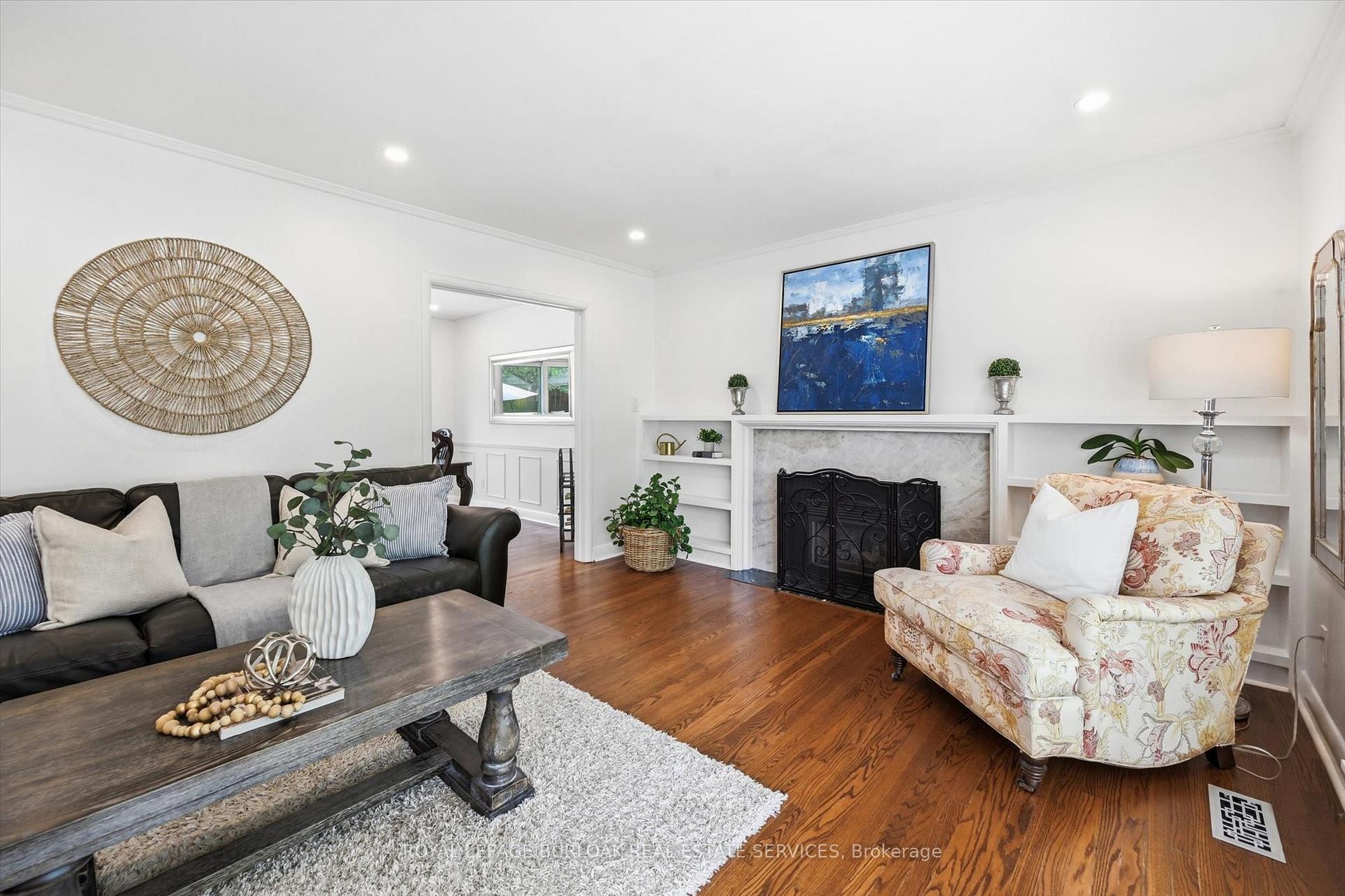 Photo 8 of 4065 Melba Lane, Burlington, Shoreacres — HOMEH