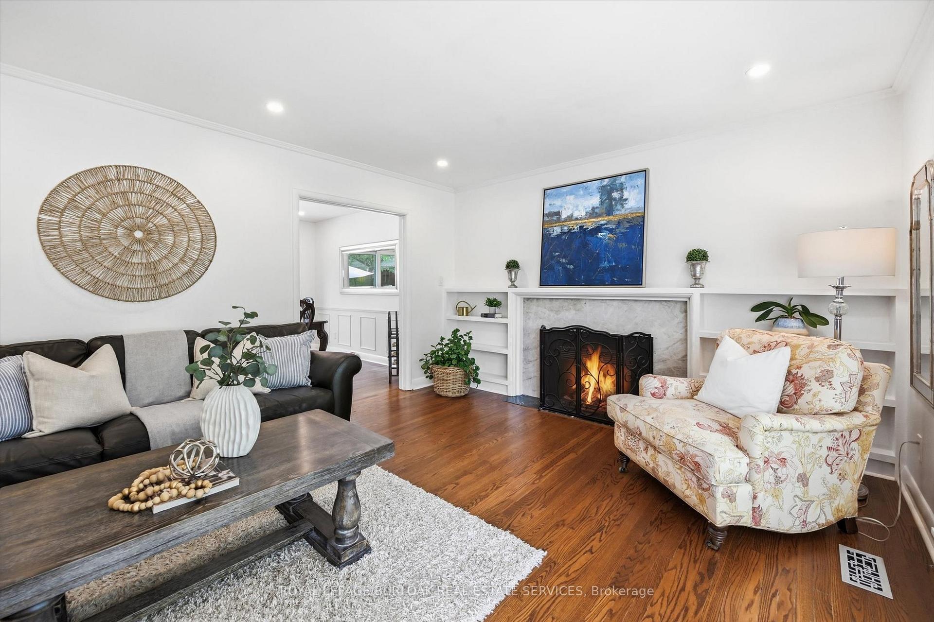 Photo 9 of 4065 Melba Lane, Burlington, Shoreacres — HOMEH