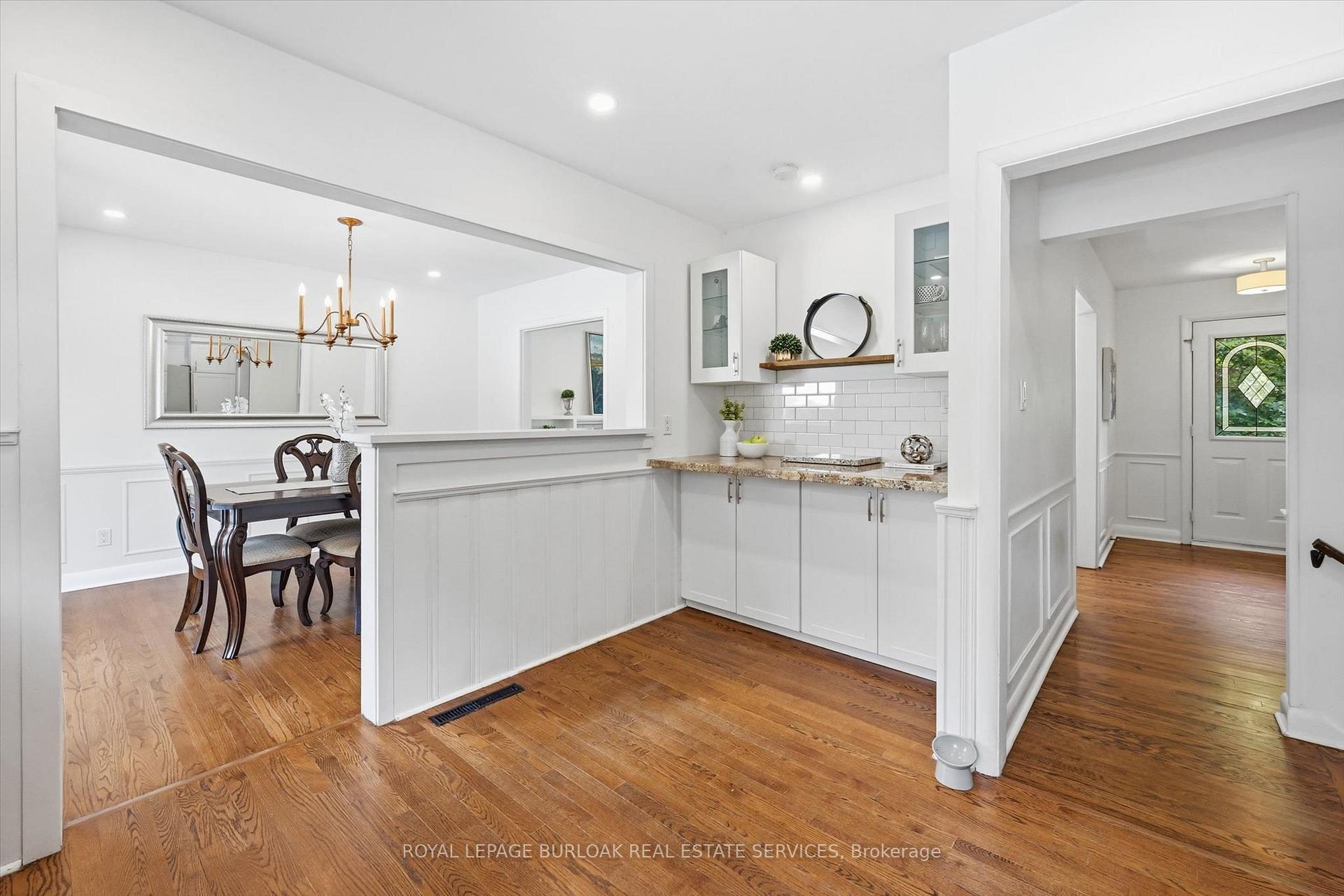 Photo 16 of 4065 Melba Lane, Burlington, Shoreacres — HOMEH