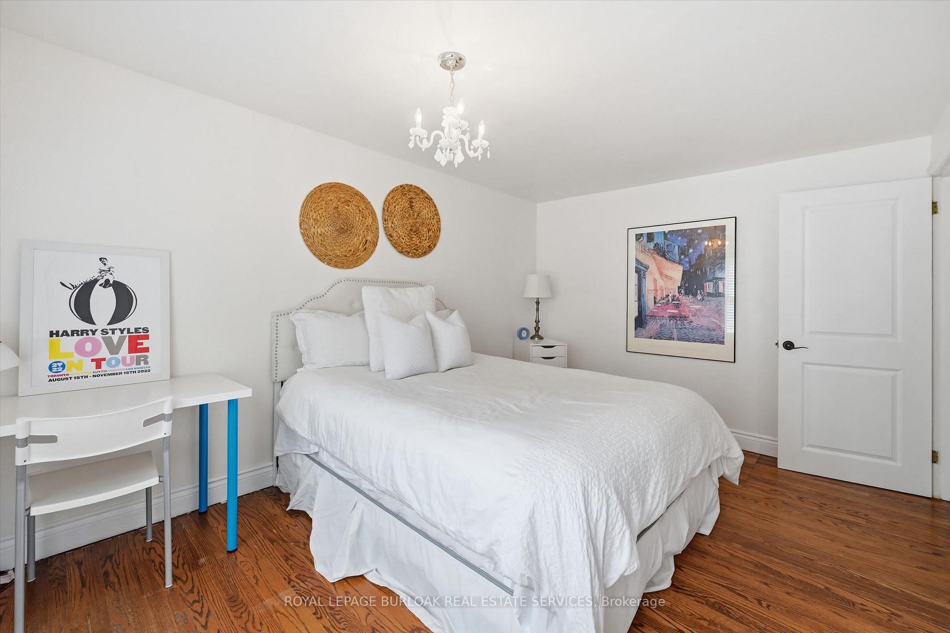 Photo 25 of 4065 Melba Lane, Burlington, Shoreacres — HOMEH