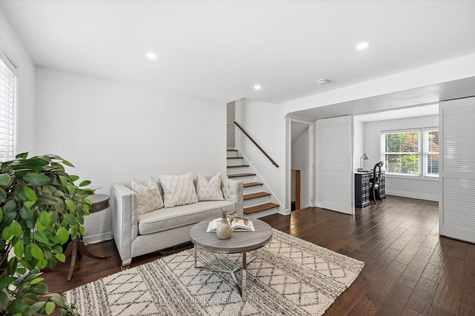 Photo 27 of 4065 Melba Lane, Burlington, Shoreacres — HOMEH