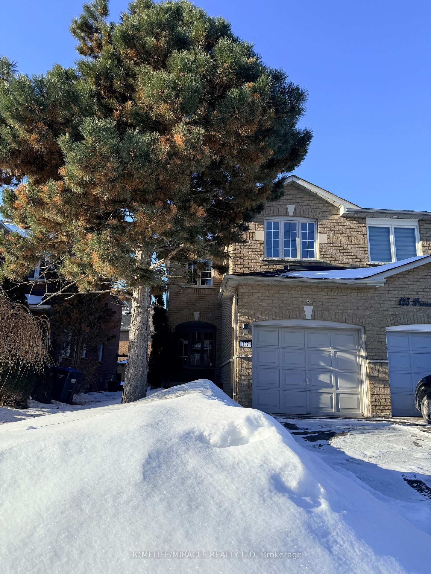 Photo 42 of 137 Pressed Brick Drive, Brampton, Brampton North — HOMEH