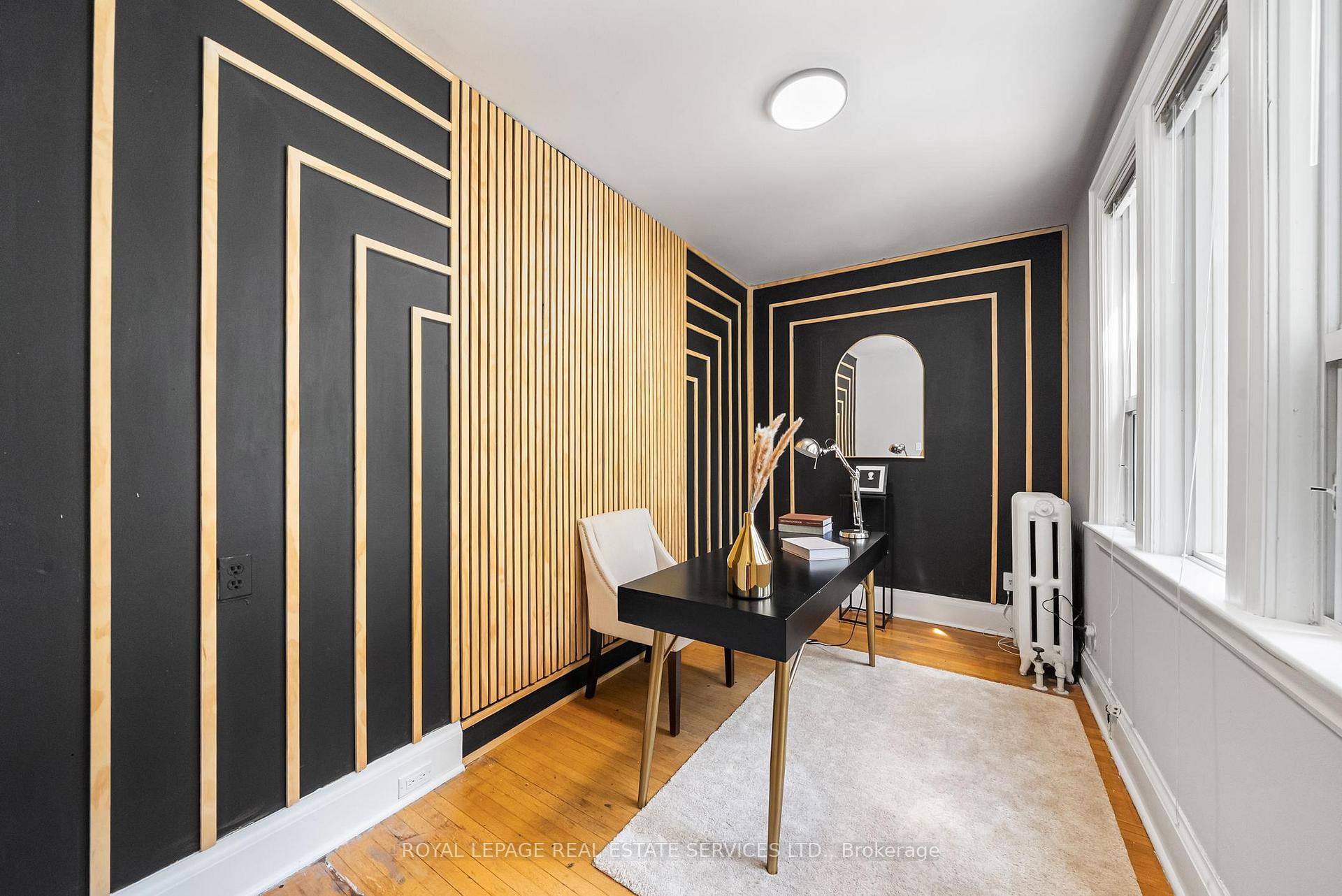 Photo 16 of 202 Dinnick Crescent, Toronto, Lawrence Park South — HOMEH