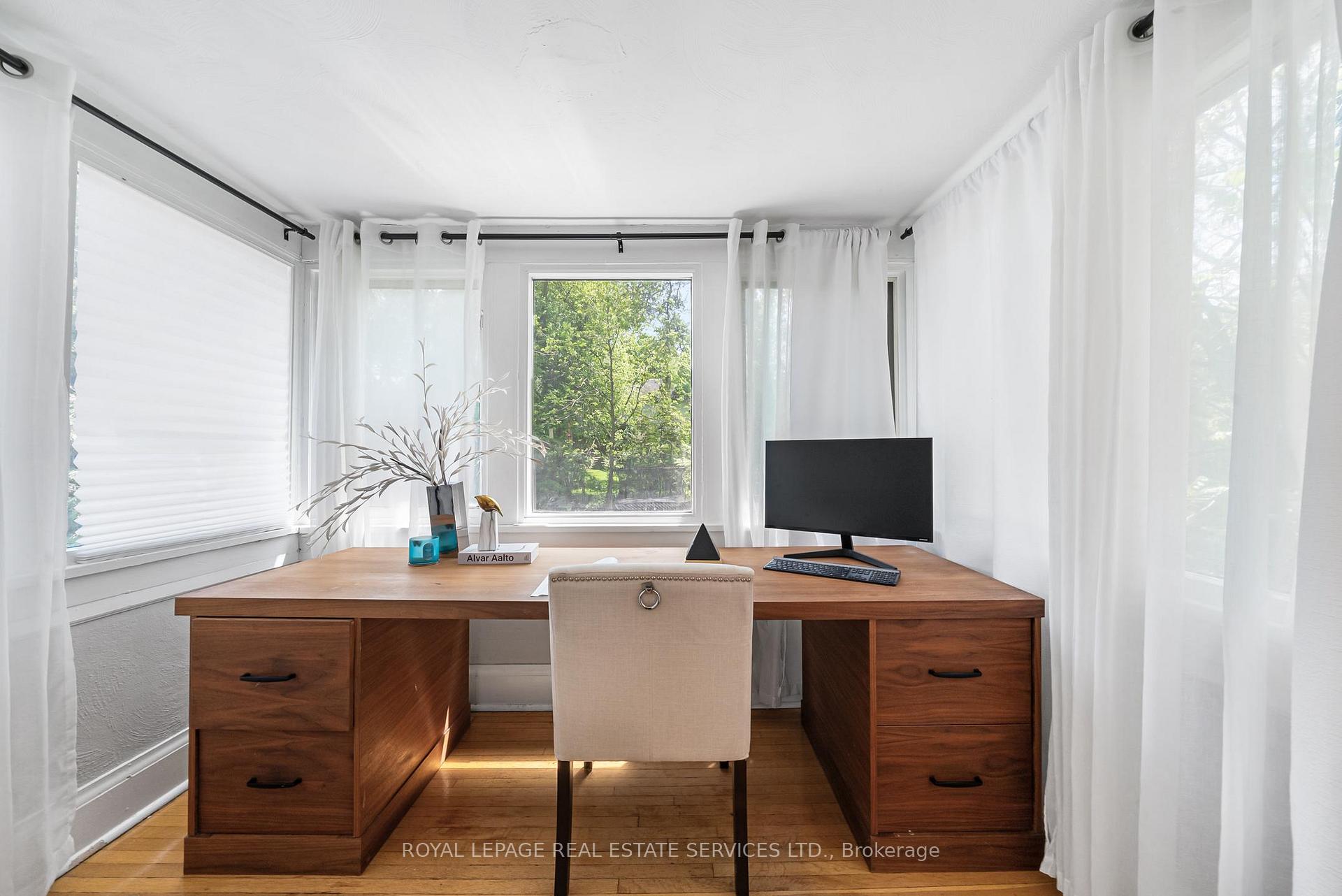 Photo 18 of 202 Dinnick Crescent, Toronto, Lawrence Park South — HOMEH