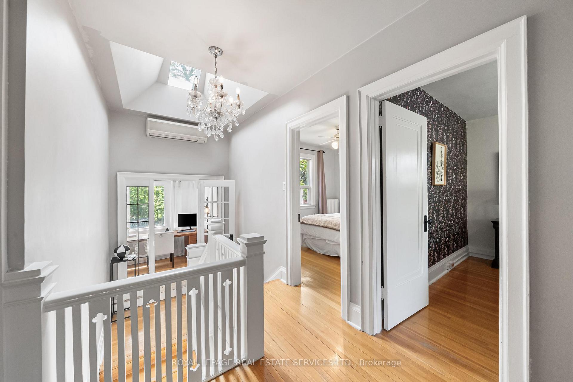 Photo 20 of 202 Dinnick Crescent, Toronto, Lawrence Park South — HOMEH
