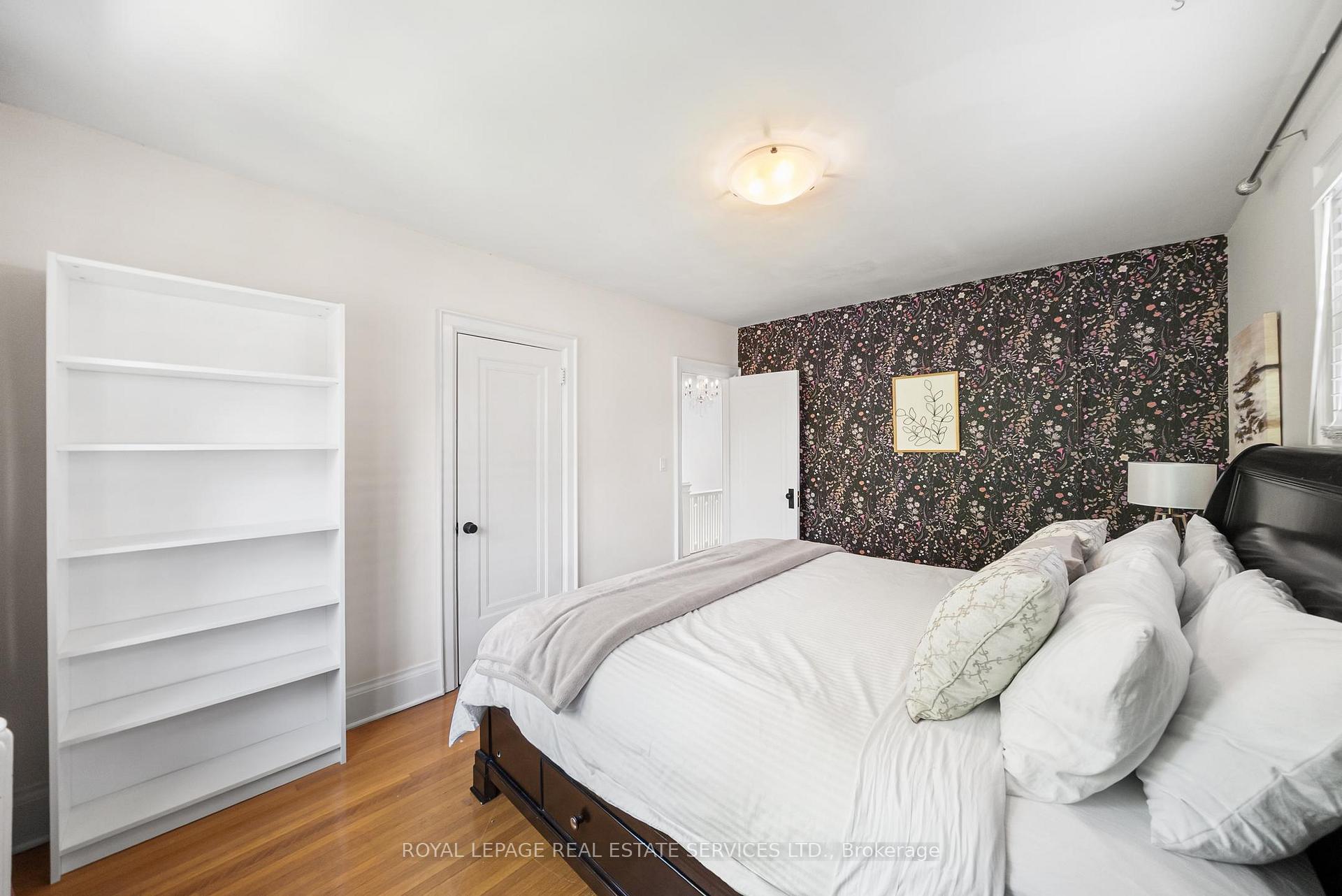 Photo 22 of 202 Dinnick Crescent, Toronto, Lawrence Park South — HOMEH
