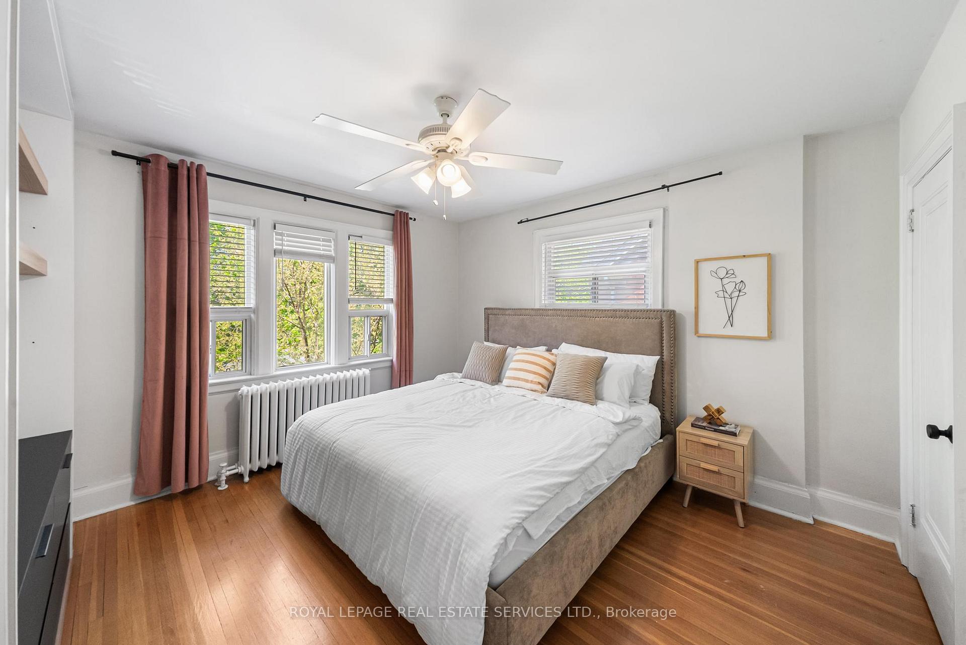 Photo 23 of 202 Dinnick Crescent, Toronto, Lawrence Park South — HOMEH