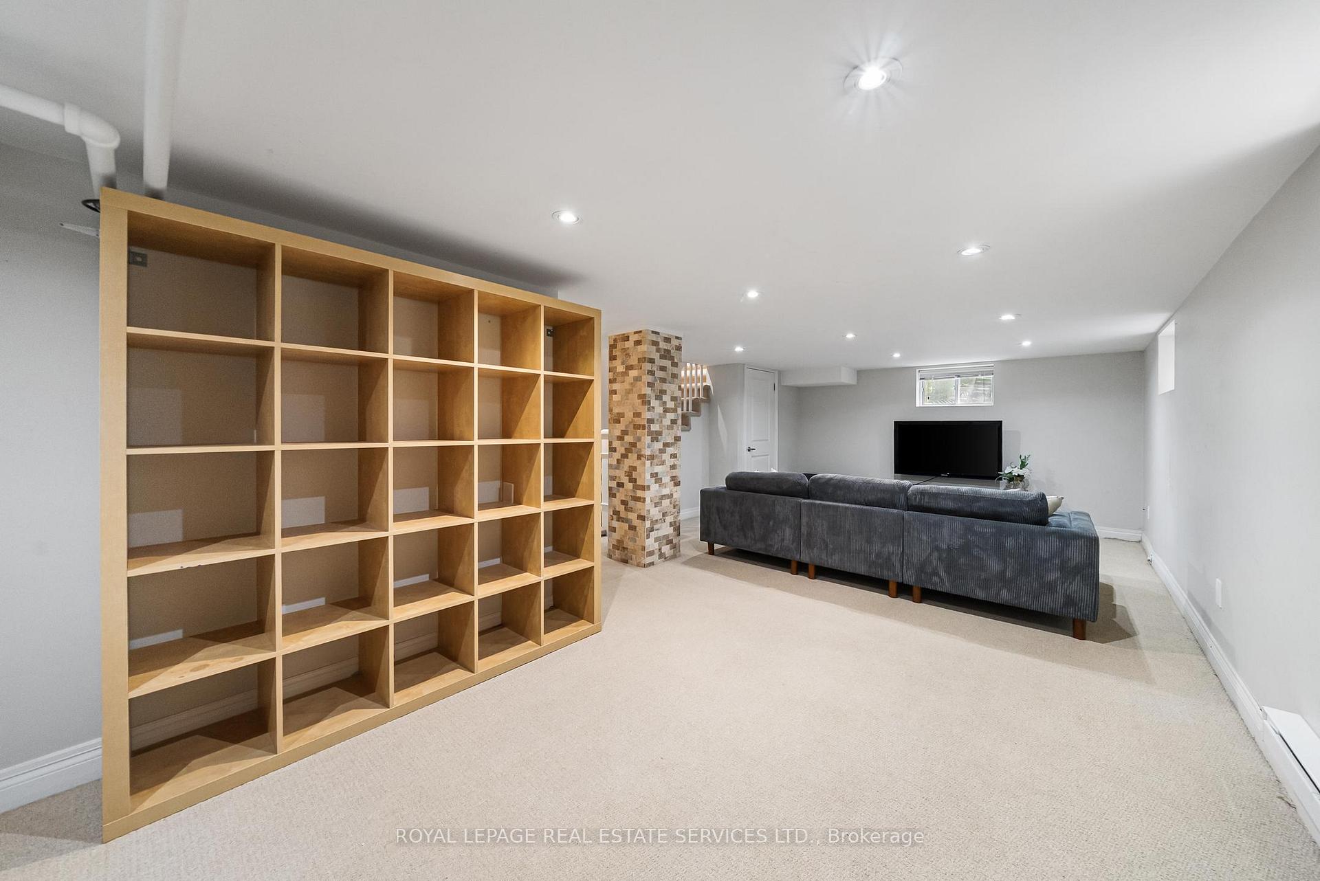 Photo 30 of 202 Dinnick Crescent, Toronto, Lawrence Park South — HOMEH