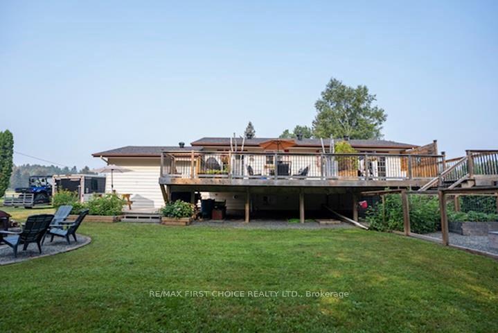 Photo 2 of 2060 Glenoah Avenue, Thunder Bay, Rosslyn Road — HOMEH