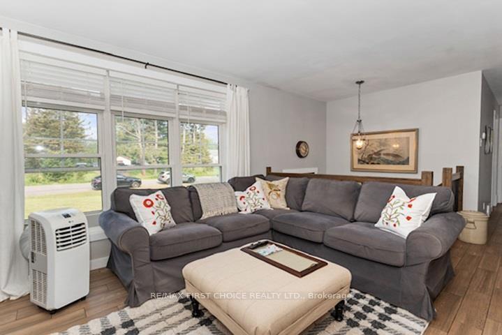 Photo 14 of 2060 Glenoah Avenue, Thunder Bay, Rosslyn Road — HOMEH